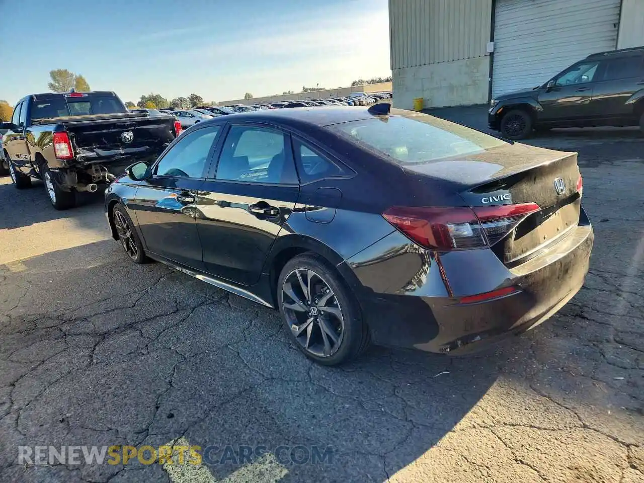 2 Фотография поврежденного автомобиля 2HGFE2F54SH511804 HONDA CIVIC 2025