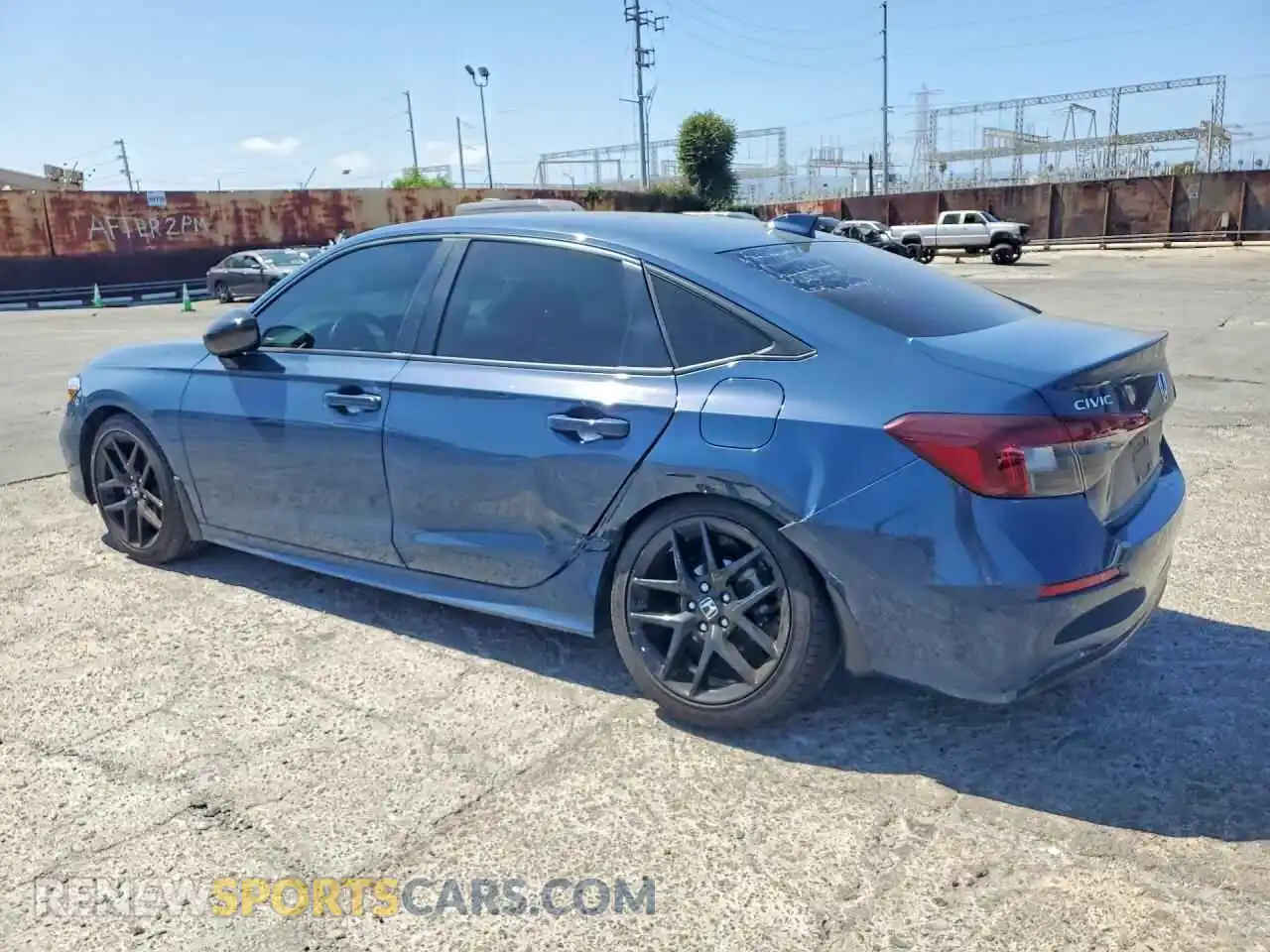 2 Фотография поврежденного автомобиля 2HGFE2F54SH574787 HONDA CIVIC 2025