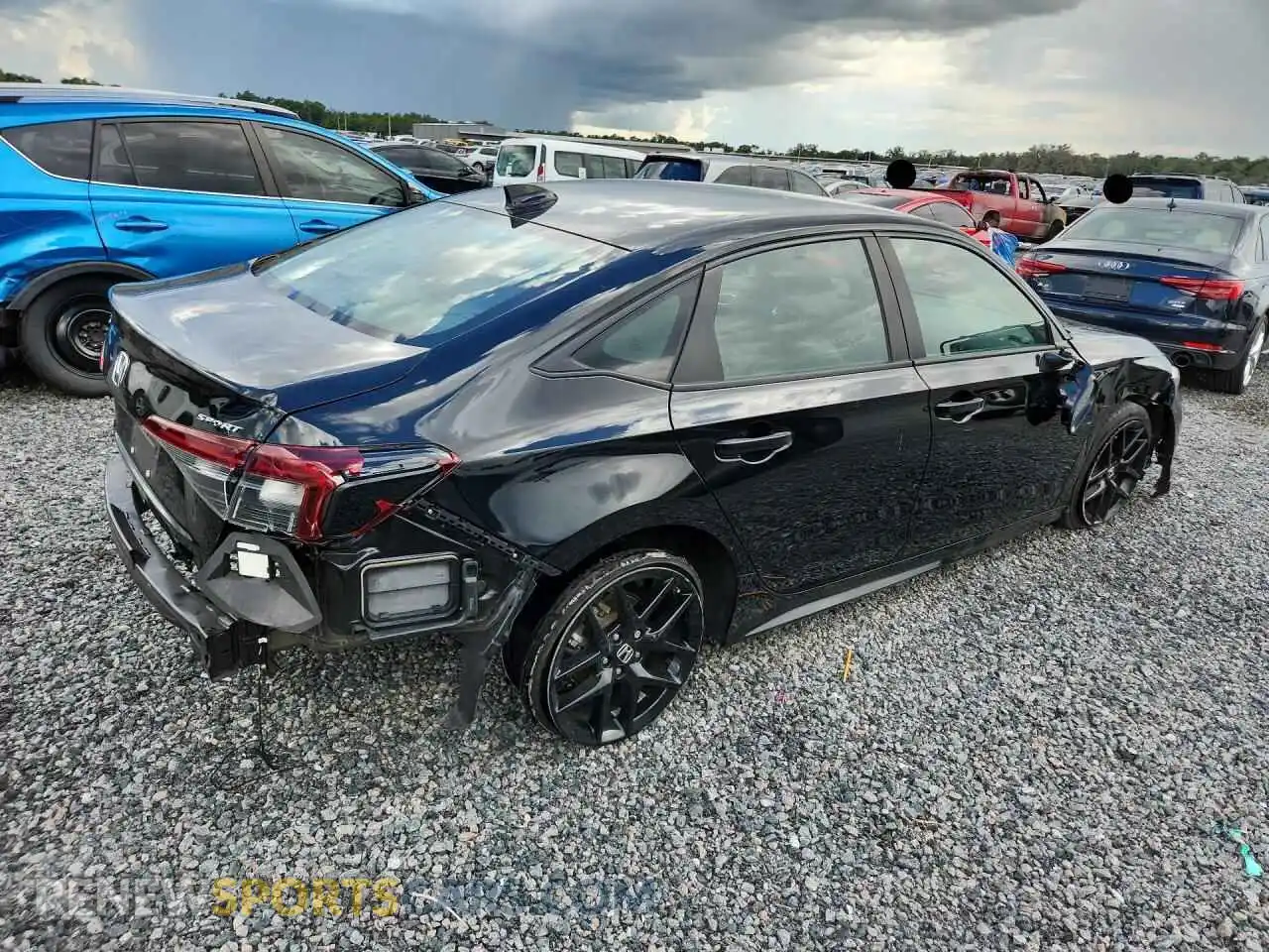 3 fotografías del automóvil dañado 2HGFE2F56SH503106 HONDA CIVIC 2025