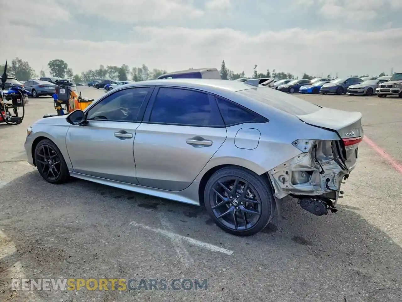 2 Фотография поврежденного автомобиля 2HGFE4F86SH352046 HONDA CIVIC 2025