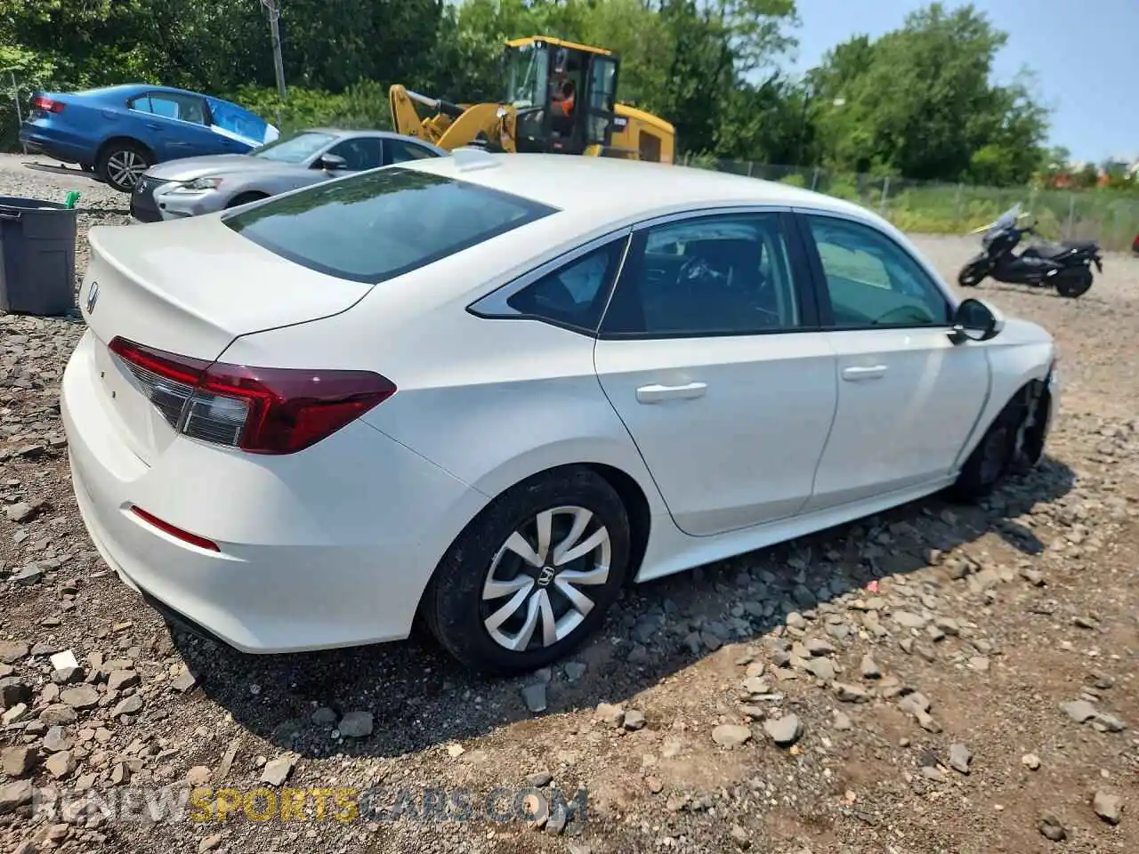3 Фотография поврежденного автомобиля 2HGFE2F23TH552030 HONDA CIVIC 2026