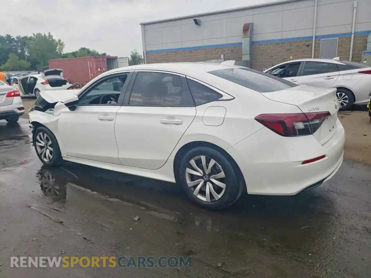 2 Фотография поврежденного автомобиля 2HGFE2F26TH557030 HONDA CIVIC 2026