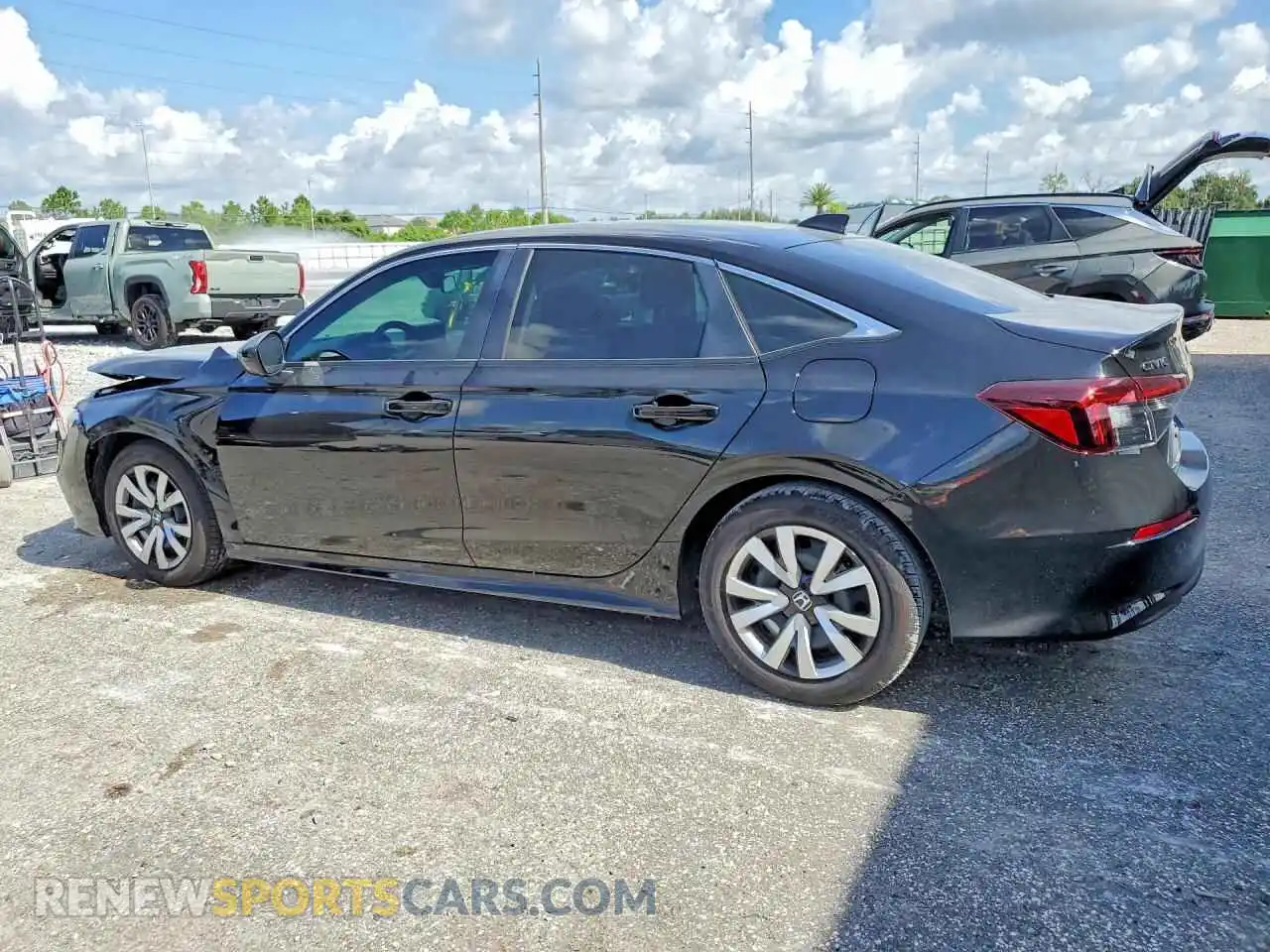 2 fotografías del automóvil dañado 2HGFE2F2XTH569939 HONDA CIVIC 2026