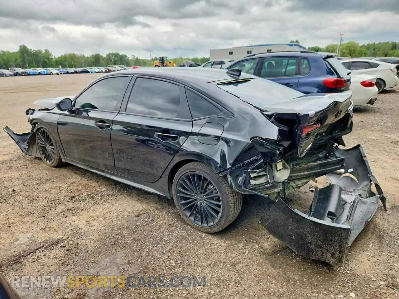 2 Фотография поврежденного автомобиля 2HGFE2F51TH101334 HONDA CIVIC 2026