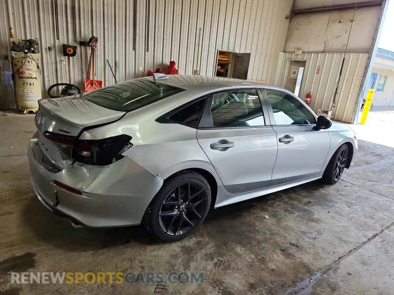 3 fotografías del automóvil dañado 2HGFE2F52TH572909 HONDA CIVIC 2026