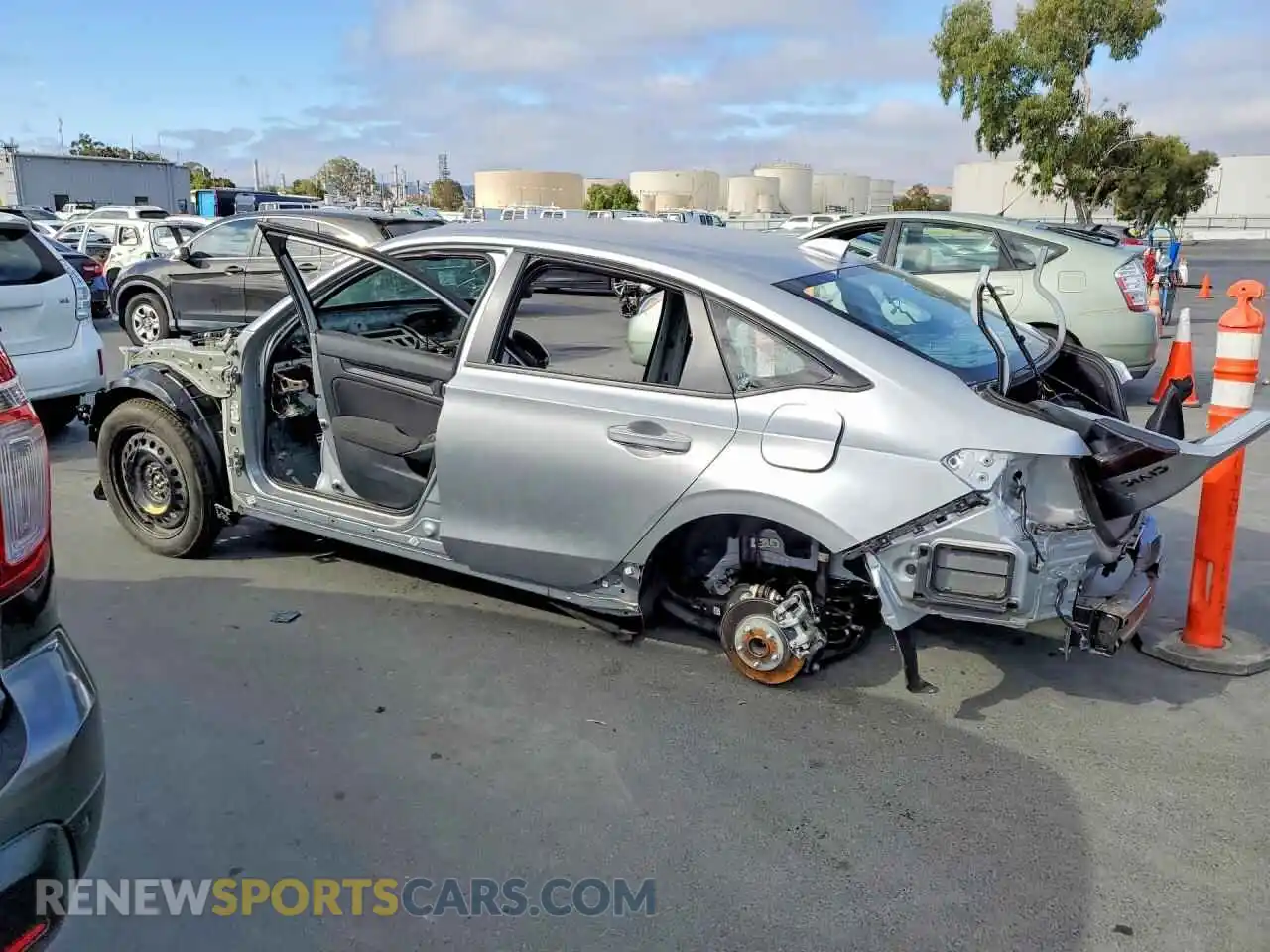 2 Photograph of a damaged car 2HGFE2F53TH520835 HONDA CIVIC 2026