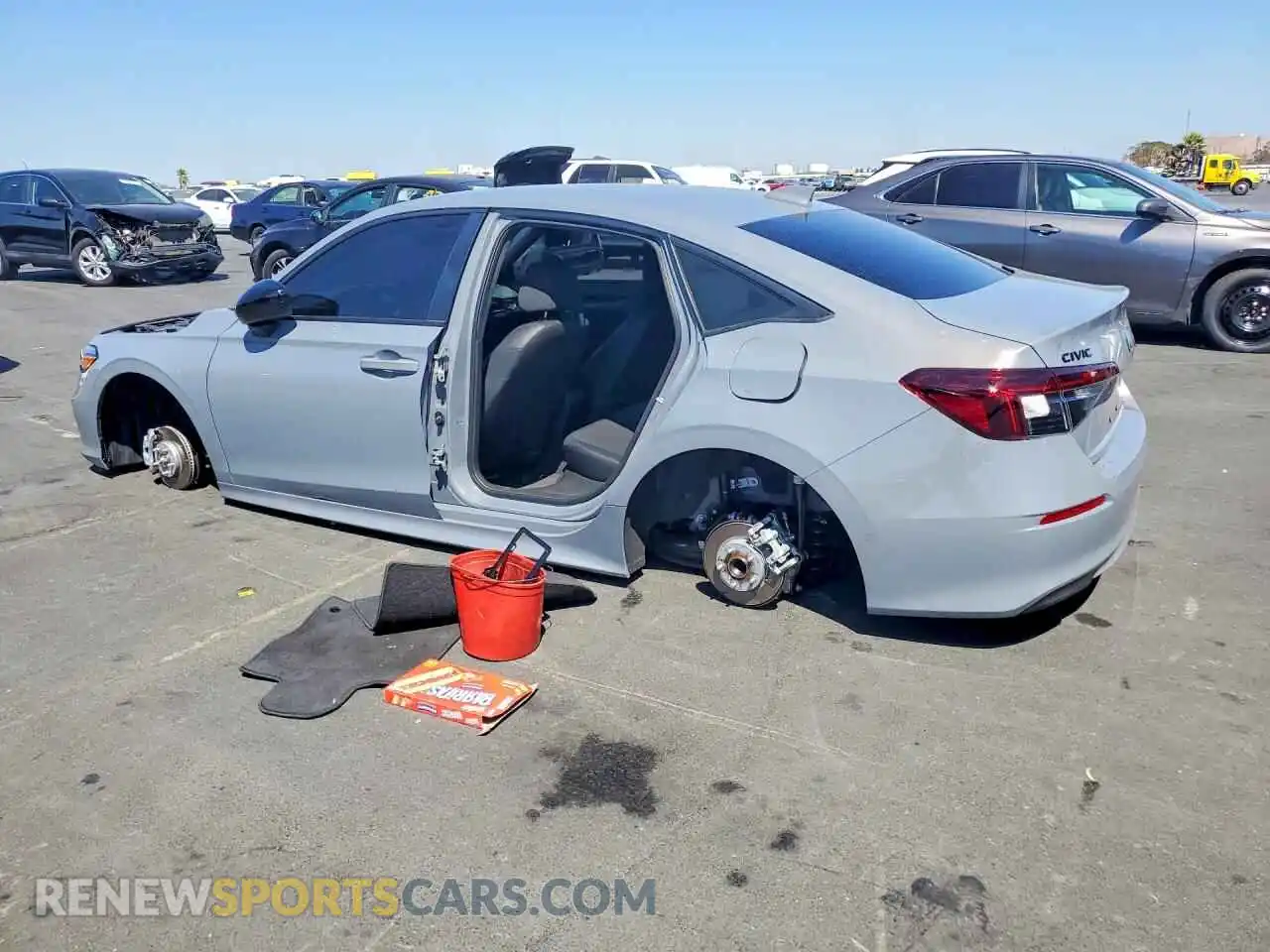 2 Photograph of a damaged car 2HGFE2F56TH573674 HONDA CIVIC 2026