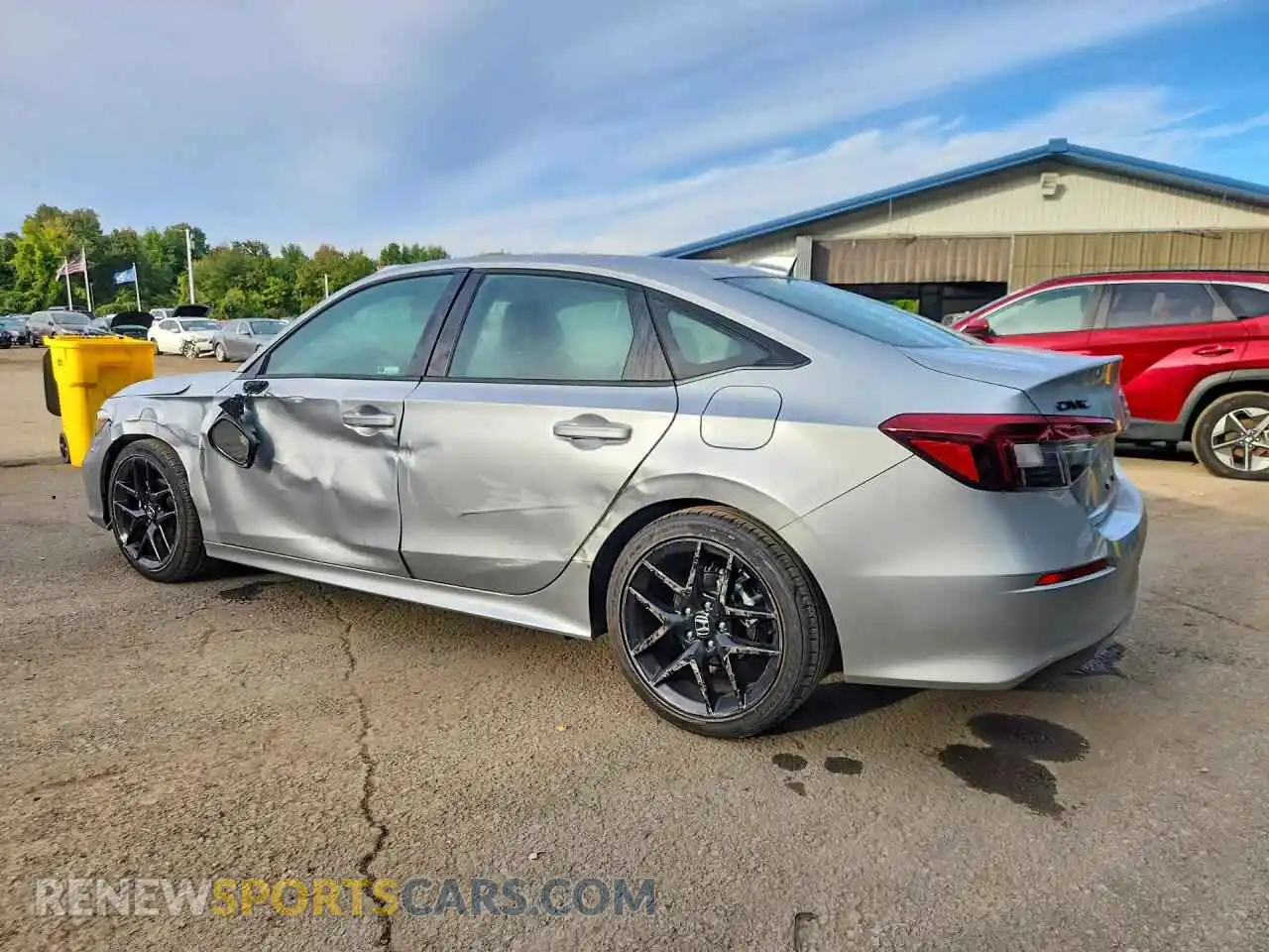 2 Фотография поврежденного автомобиля 2HGFE2F56TH602638 HONDA CIVIC 2026