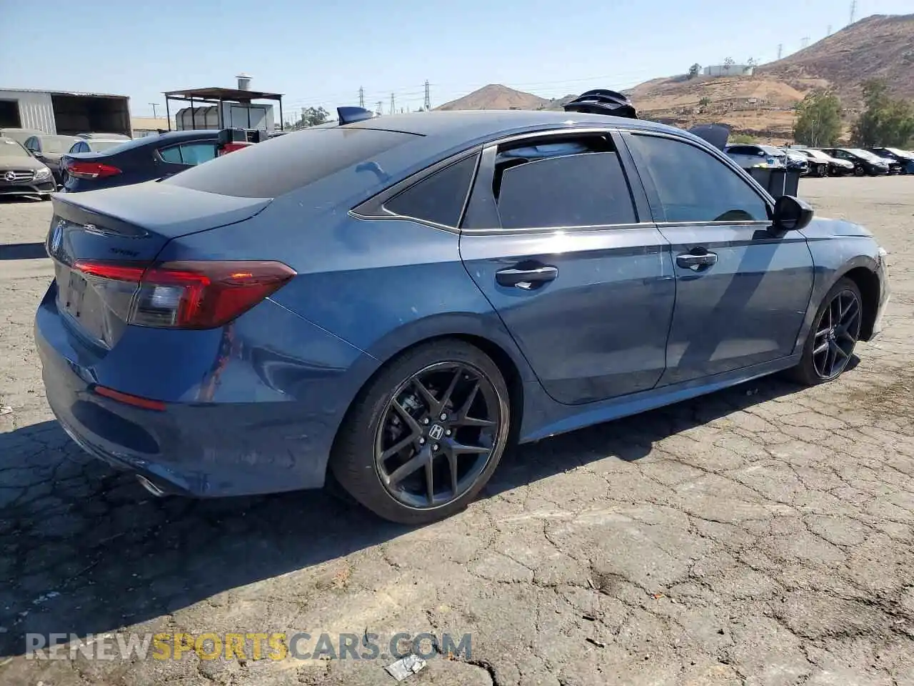 3 Фотография поврежденного автомобиля 2HGFE2F58TH573143 HONDA CIVIC 2026