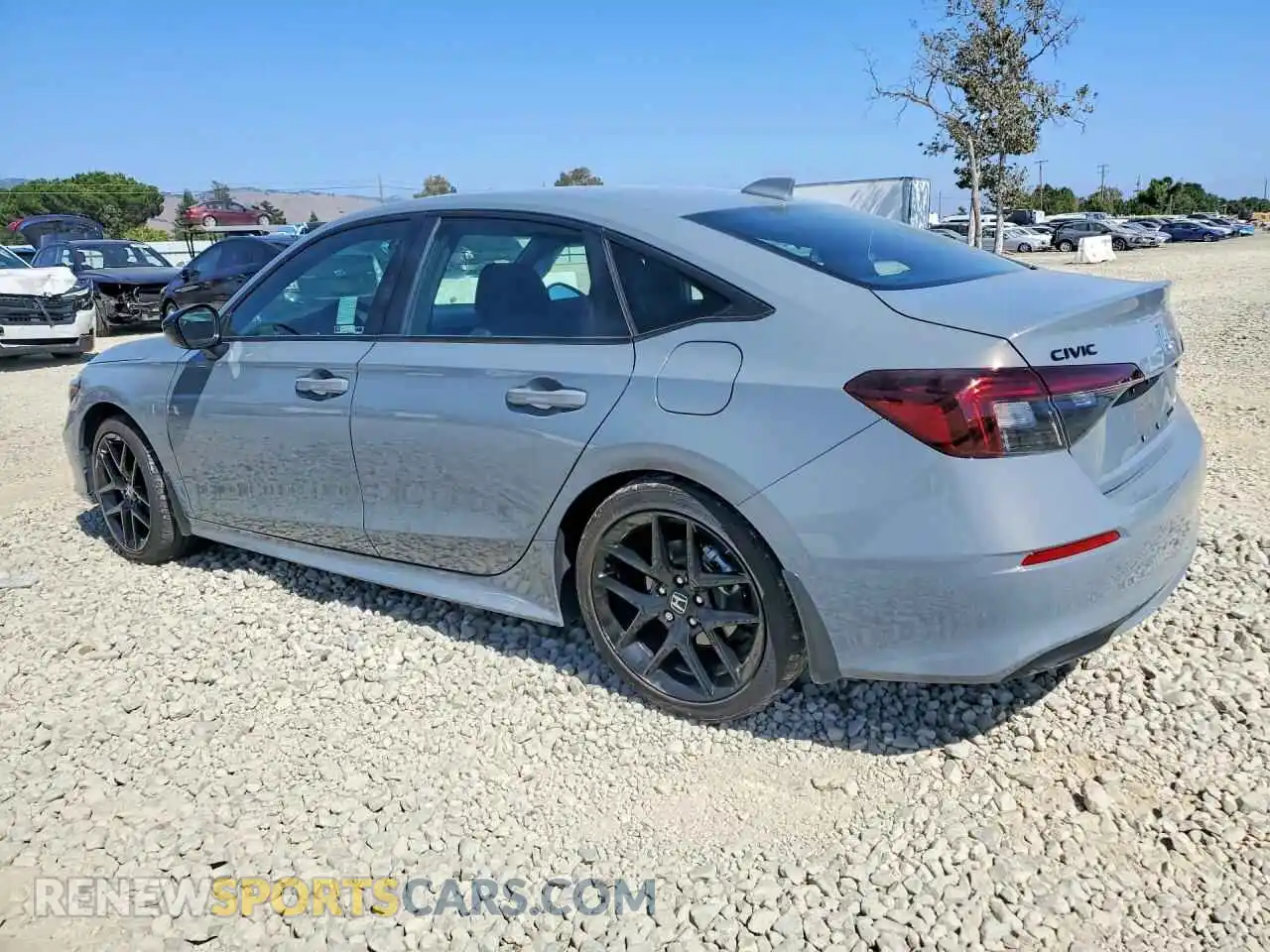 2 Фотография поврежденного автомобиля 2HGFE4F81TH330456 HONDA CIVIC 2026