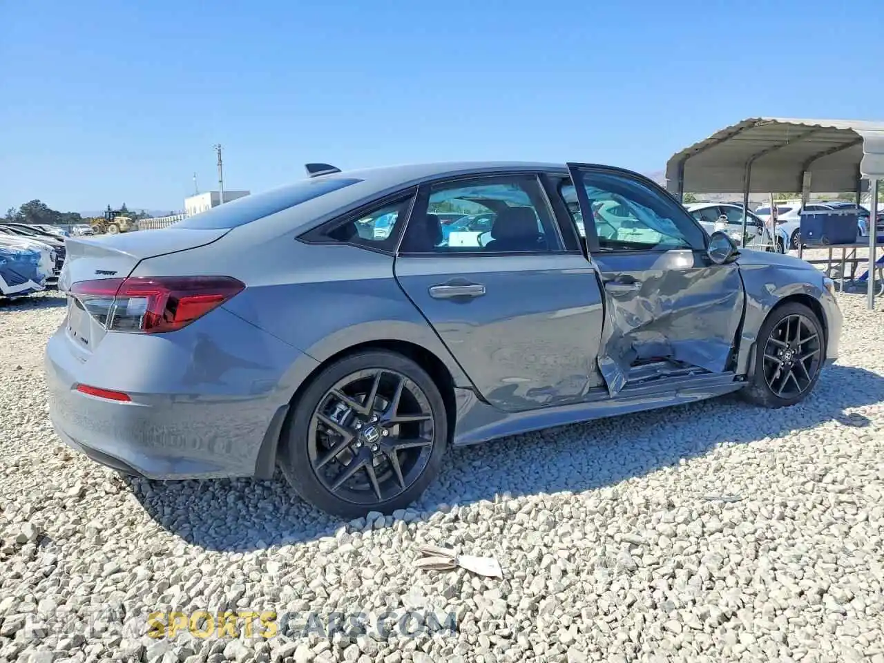 3 Фотография поврежденного автомобиля 2HGFE4F81TH330456 HONDA CIVIC 2026