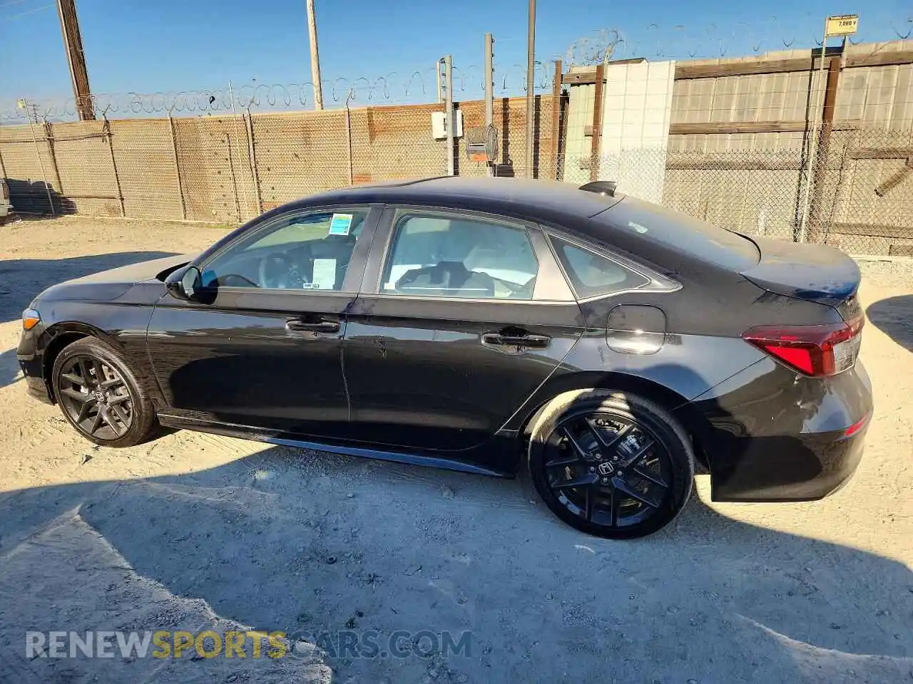 2 Фотография поврежденного автомобиля 2HGFE4F82TH361604 HONDA CIVIC 2026