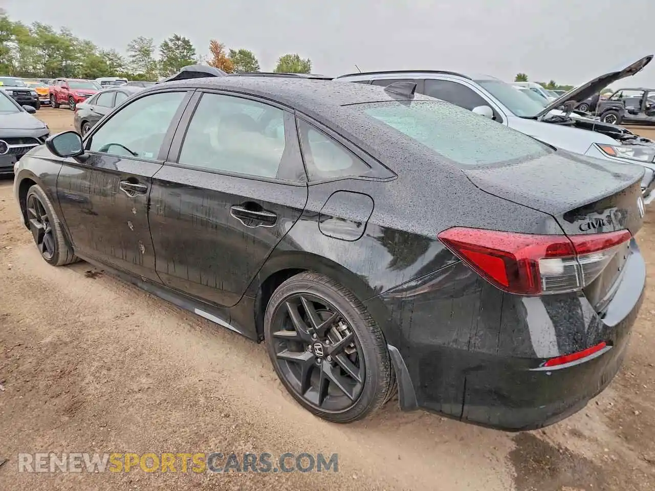 2 Фотография поврежденного автомобиля 2HGFE4F87TH329618 HONDA CIVIC 2026