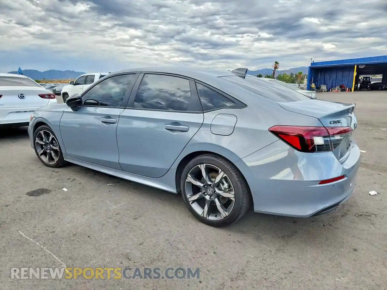 2 fotografías del automóvil dañado 2HGFE4F88TH302671 HONDA CIVIC 2026