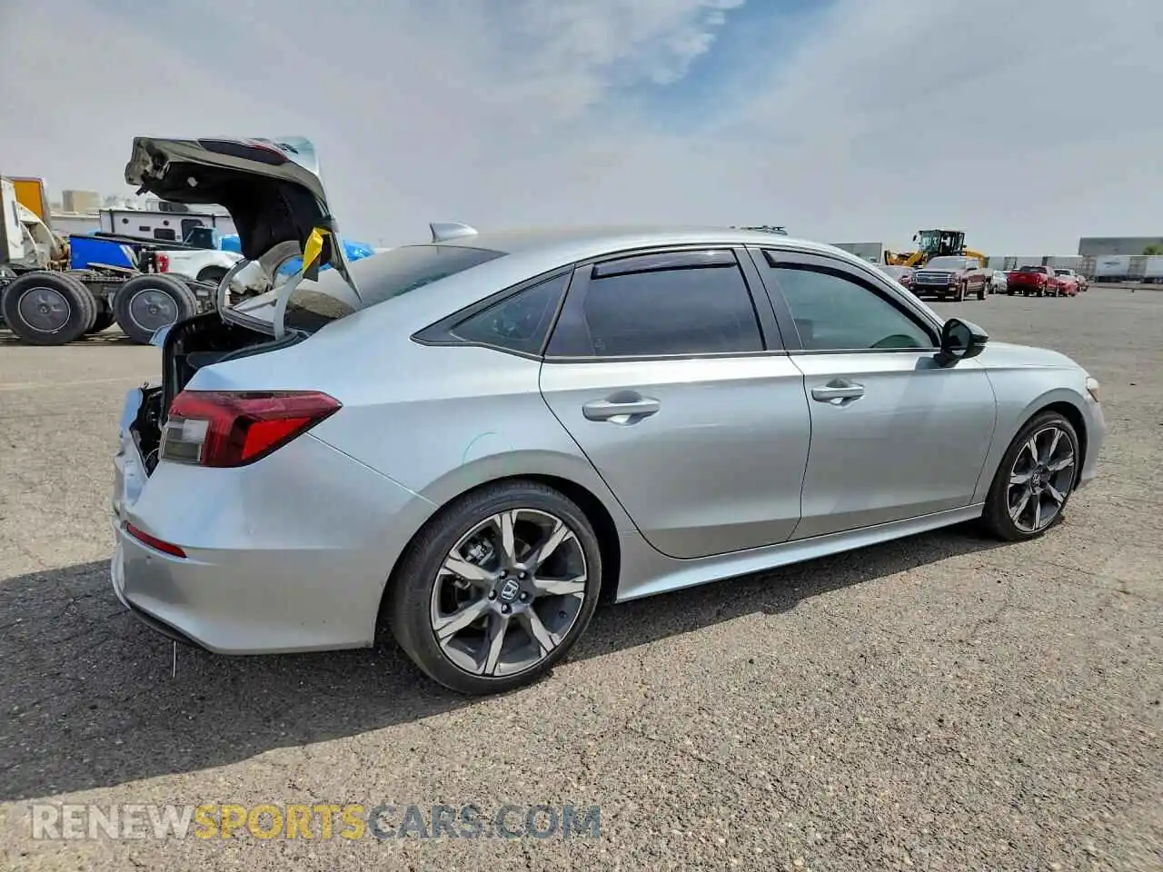 3 Фотография поврежденного автомобиля 2HGFE4F88TH310026 HONDA CIVIC 2026