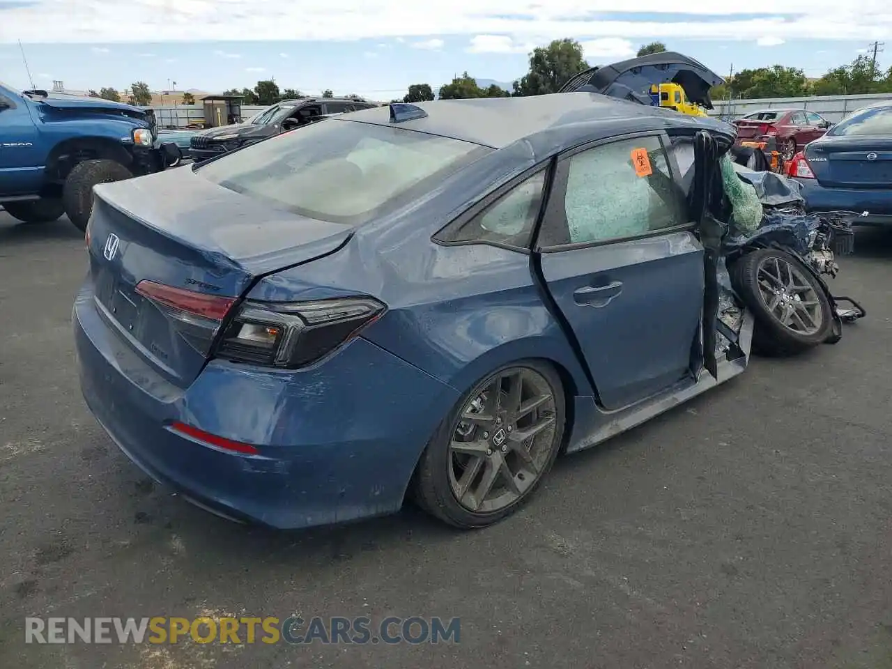 3 Фотография поврежденного автомобиля 2HGFE4F88TH349229 HONDA CIVIC 2026