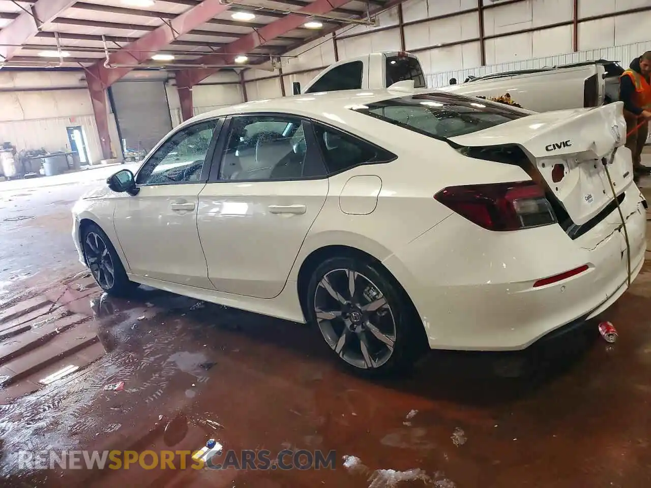 2 fotografías del automóvil dañado 2HGFE4F8XTH307371 HONDA CIVIC 2026