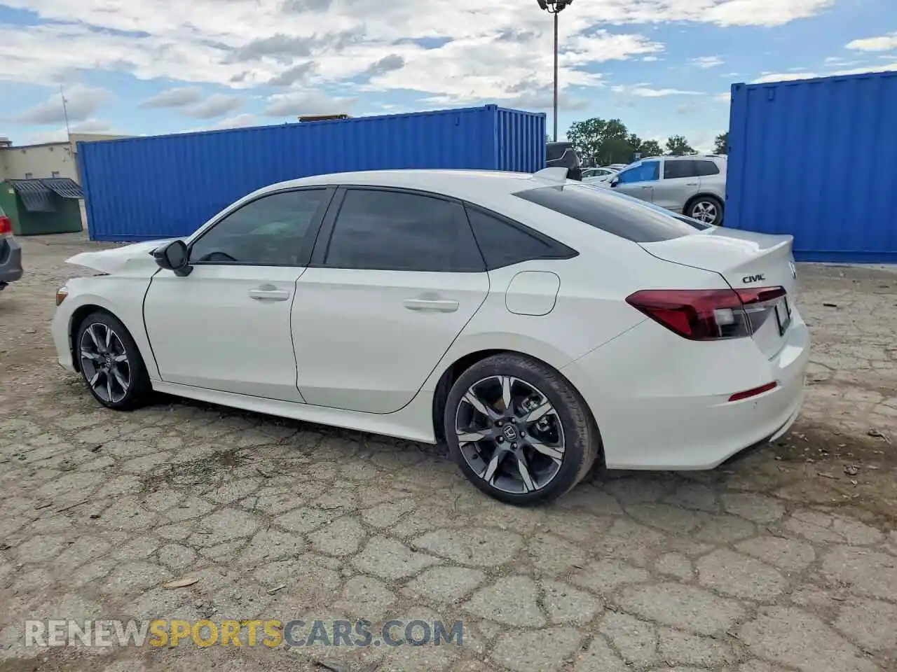 2 fotografías del automóvil dañado 2HGFE4F8XTH327586 HONDA CIVIC 2026