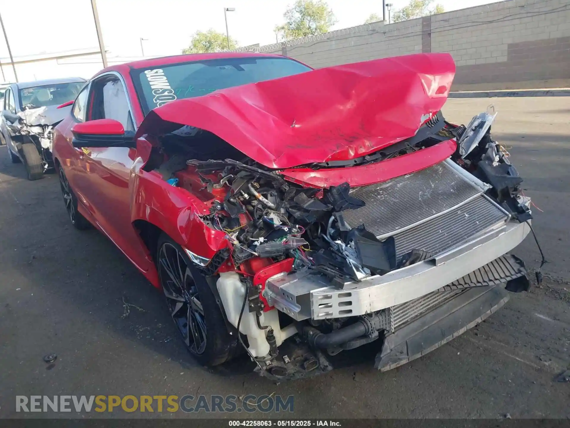 1 Photograph of a damaged car 2HGFC3A50KH752231 HONDA CIVIC SI 2019