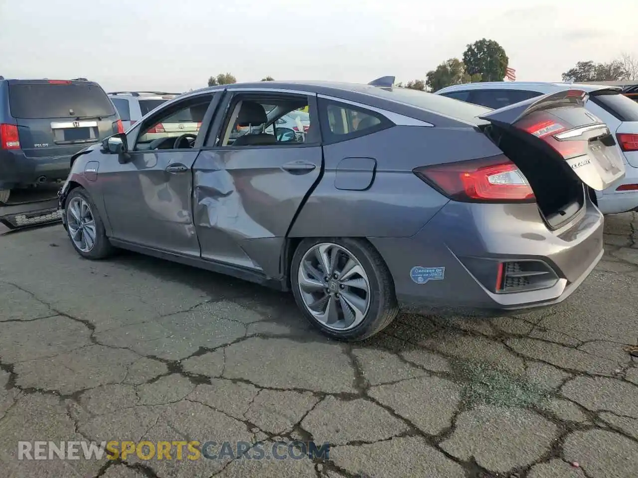 2 Photograph of a damaged car JHMZC5F18MC000357 HONDA CLARITY 2021