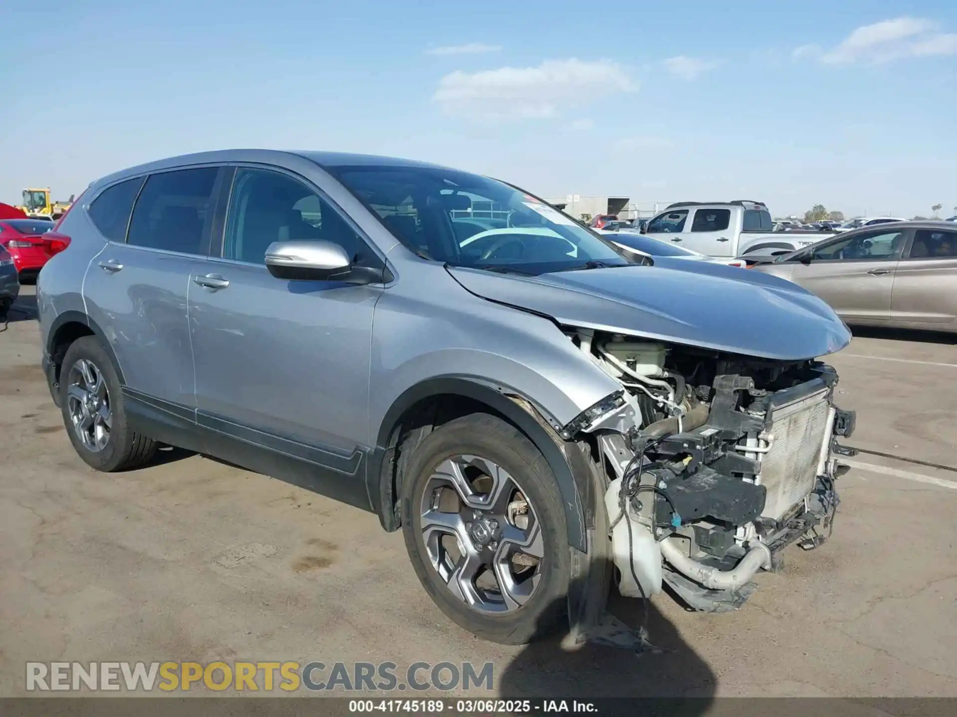 1 Photograph of a damaged car 5J6RW2H53KL036620 HONDA CR-V 2019