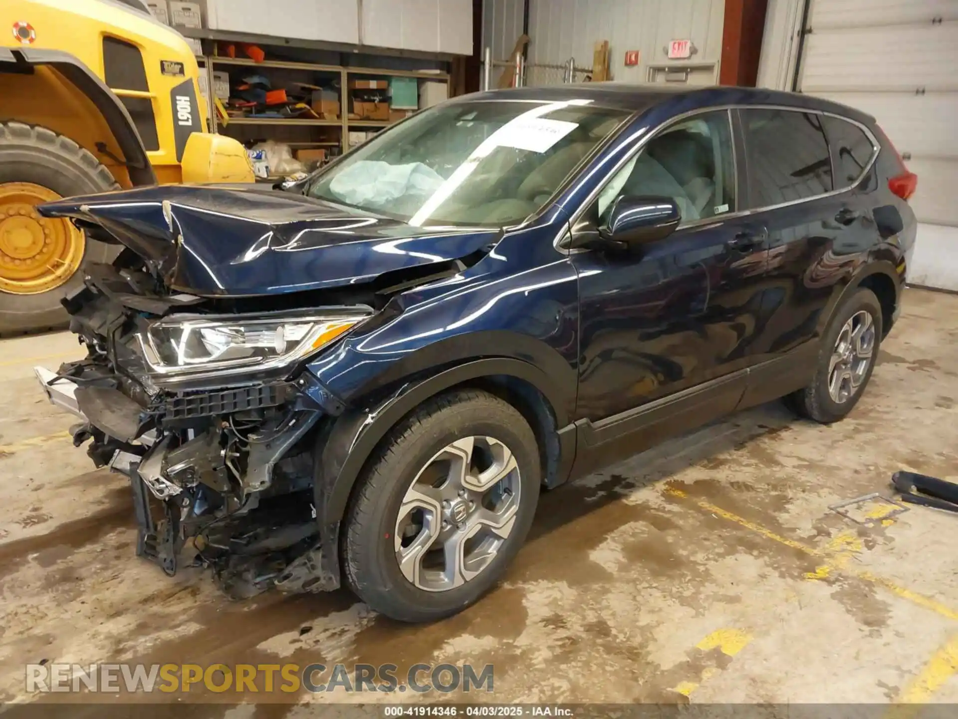 2 Photograph of a damaged car 7FARW2H52KE030059 HONDA CR-V 2019