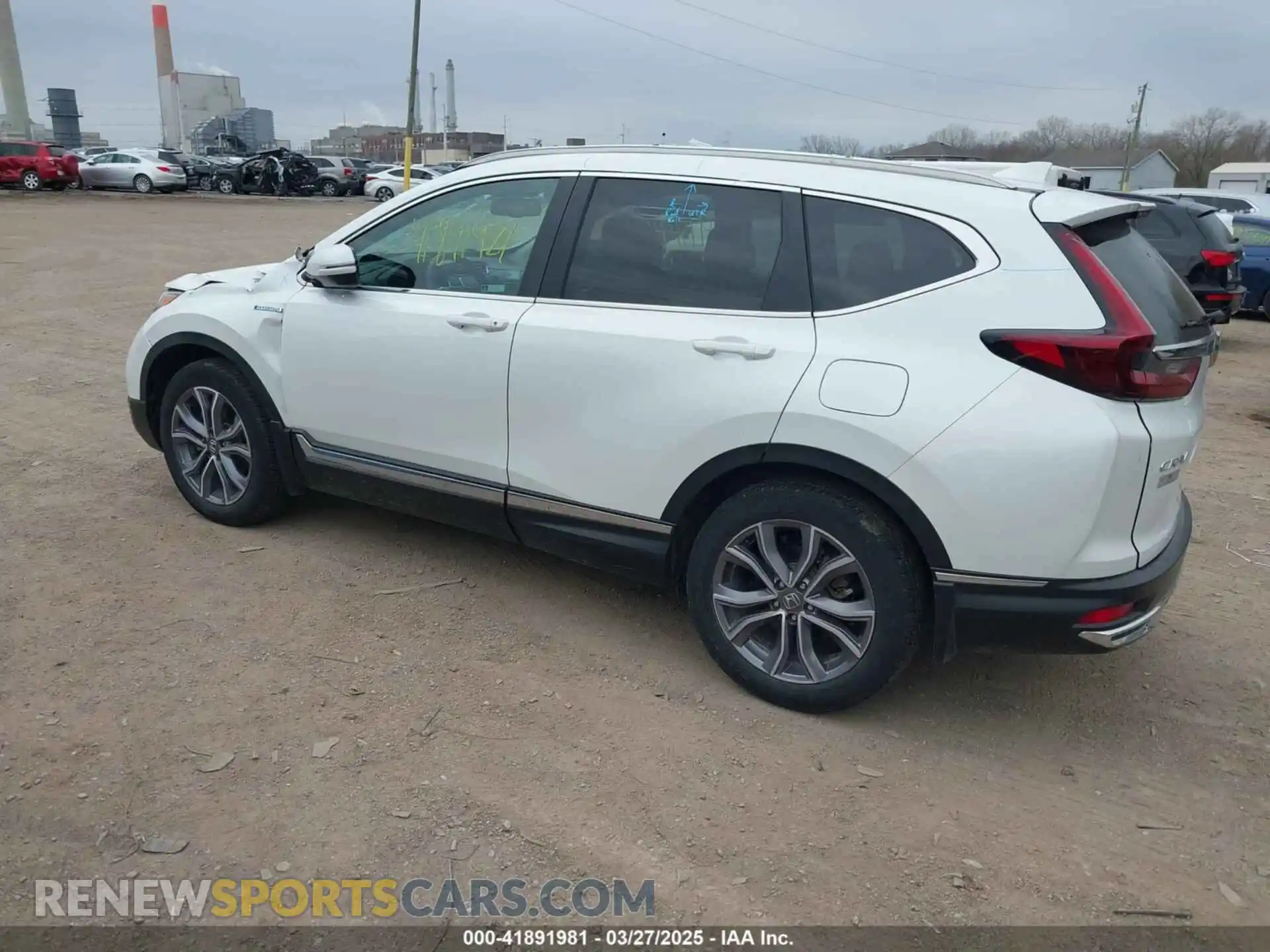 3 Photograph of a damaged car 7FART6H99LE026174 HONDA CR-V 2020