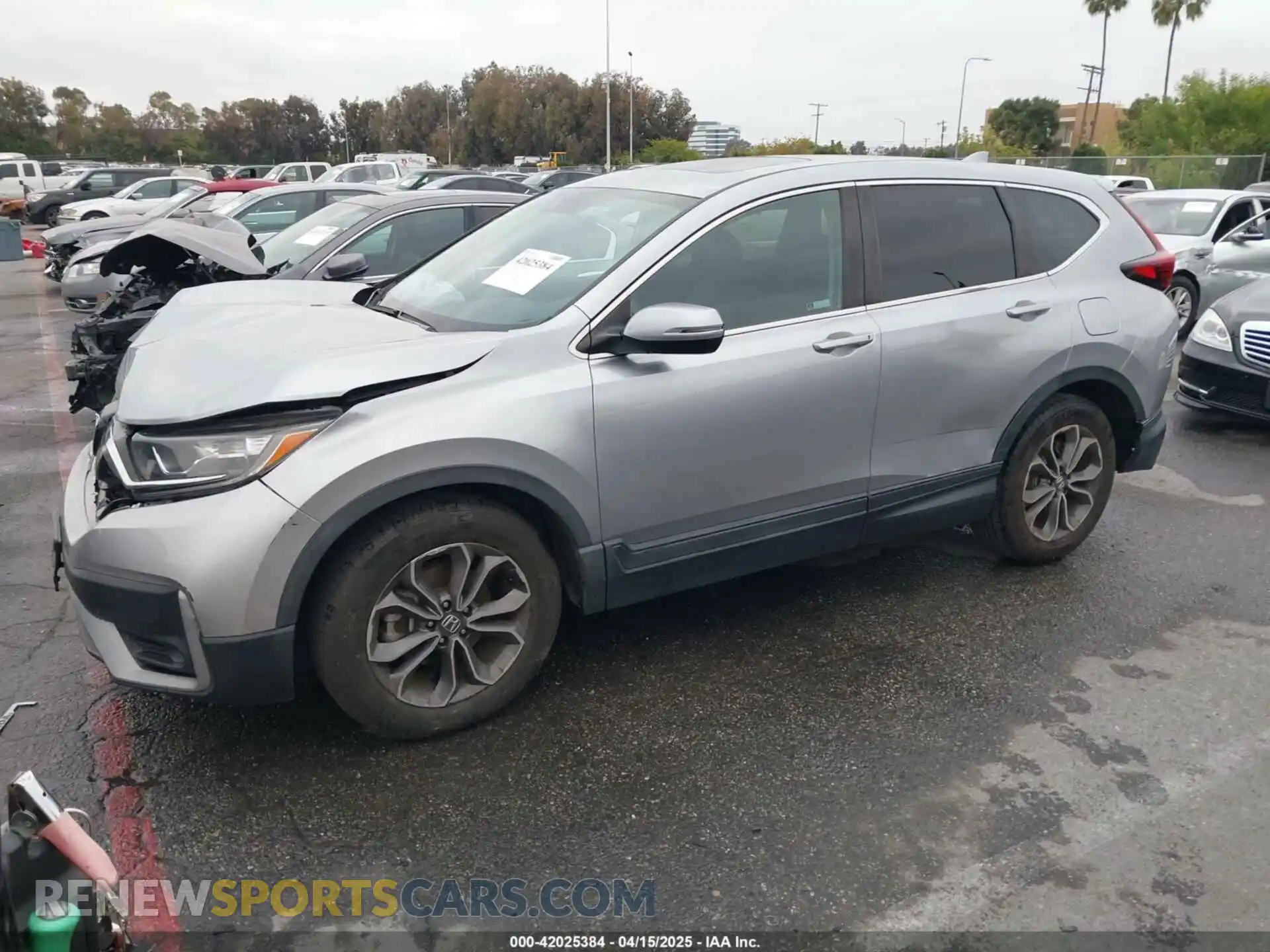 2 fotografías del automóvil dañado 7FARW1H52LE020448 HONDA CR-V 2020