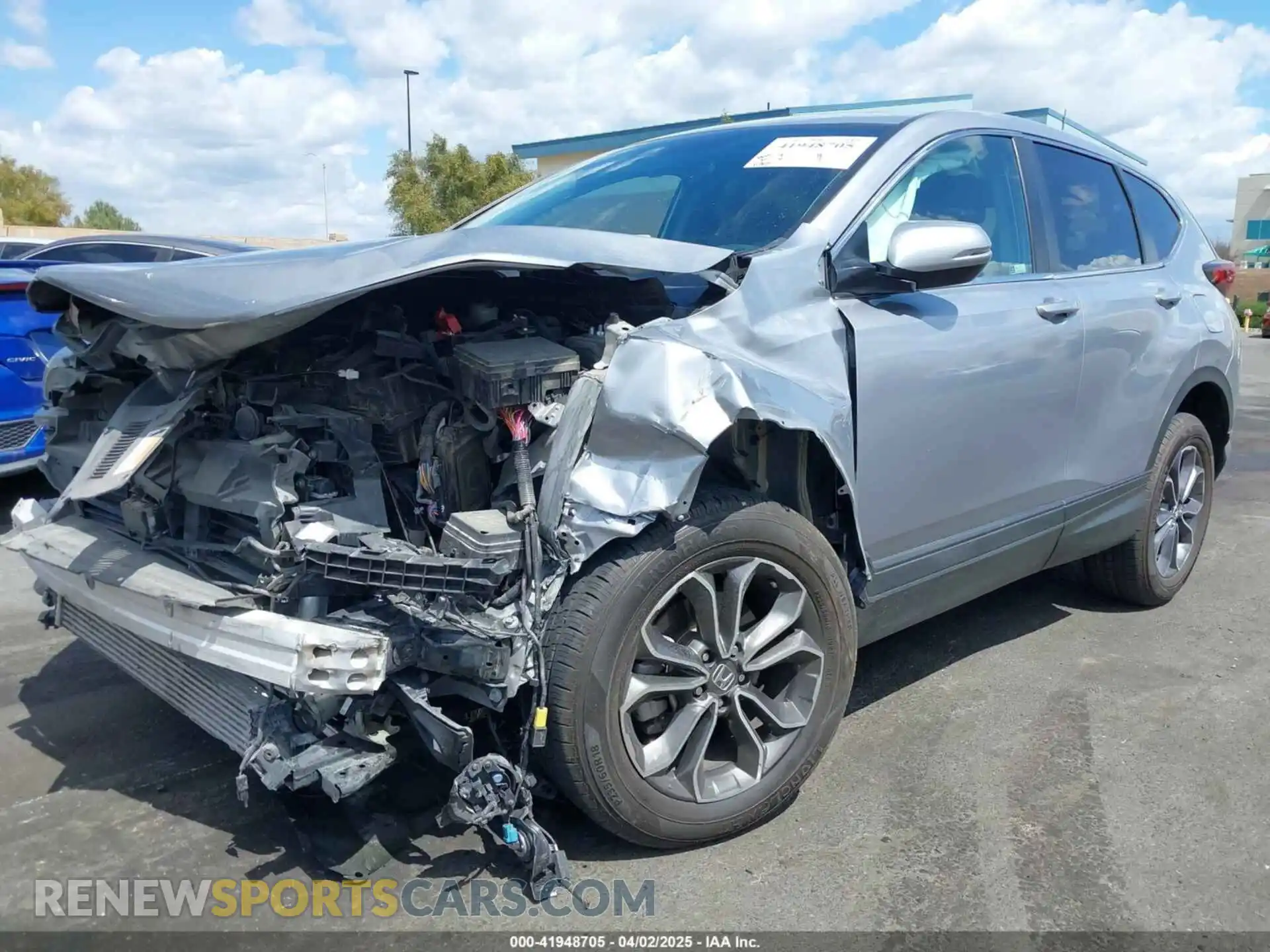 2 Photograph of a damaged car 7FARW1H56LE017004 HONDA CR-V 2020