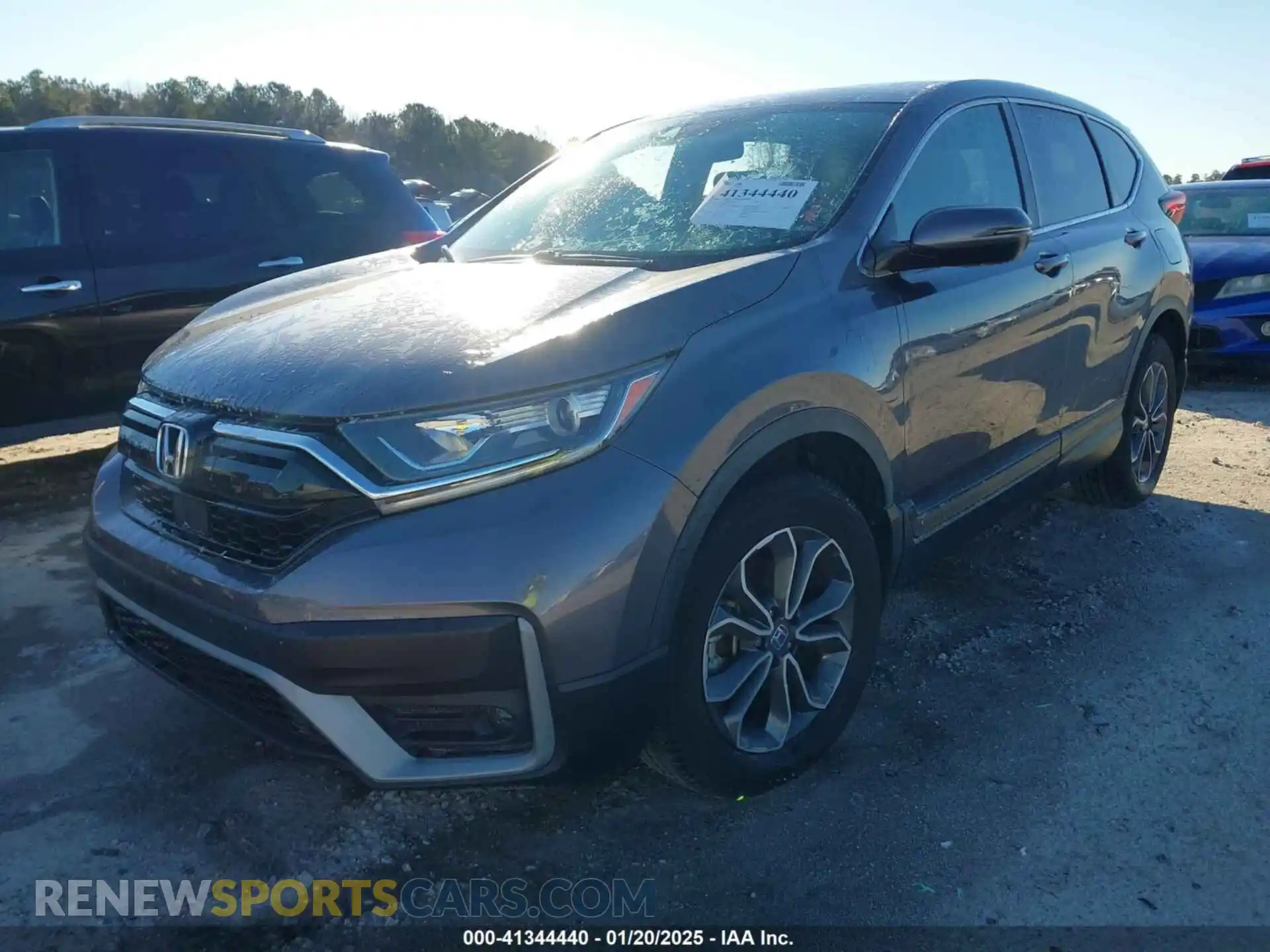 2 Photograph of a damaged car 7FARW2H57LE017647 HONDA CR-V 2020