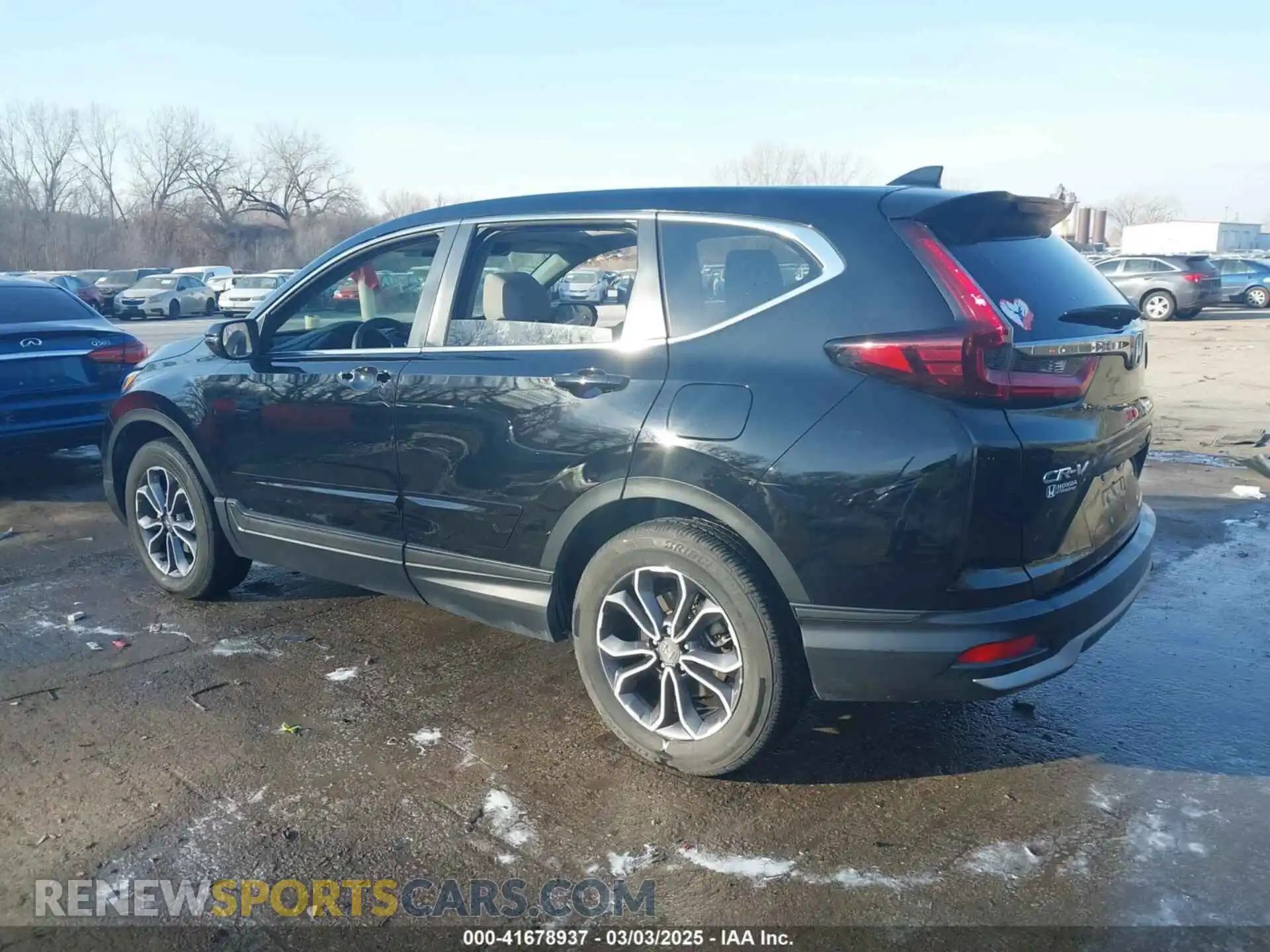 3 Photograph of a damaged car 7FARW2H58LE006835 HONDA CR-V 2020
