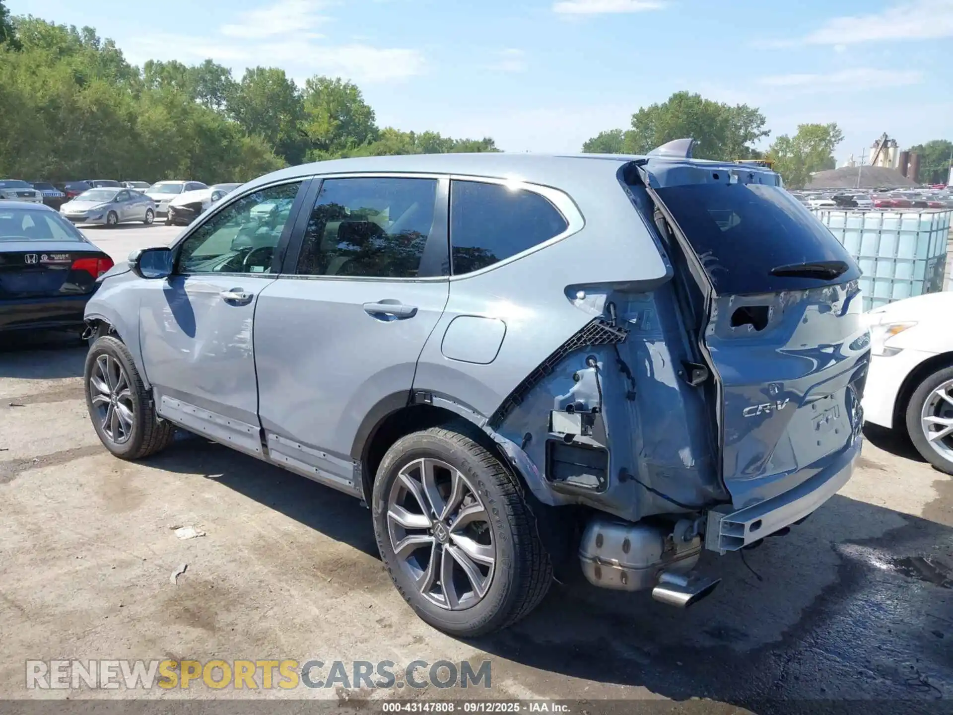 3 Photograph of a damaged car 2HKRW2H97MH653518 HONDA CR-V 2021