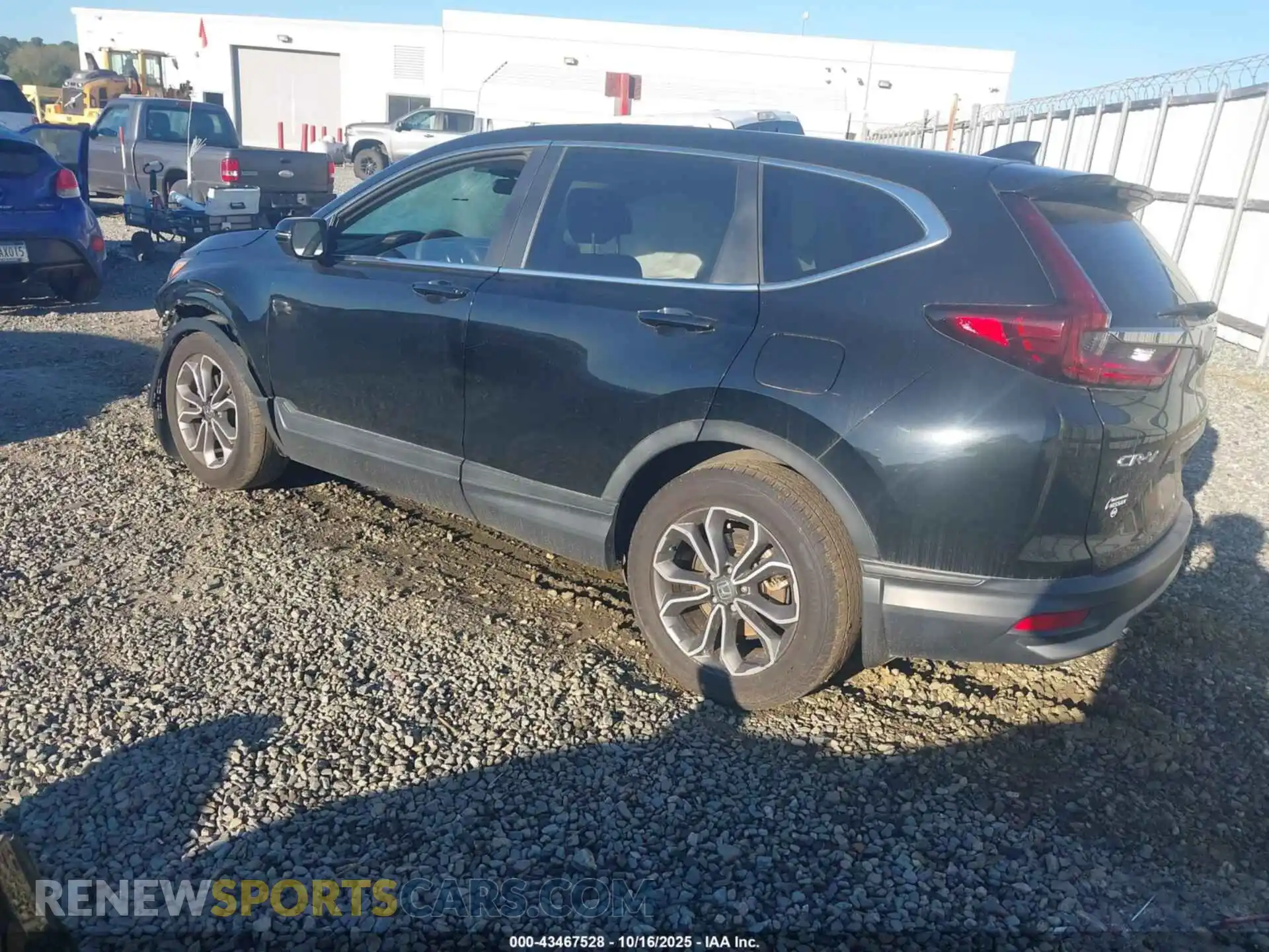 3 Photograph of a damaged car 5J6RW1H54MA002811 HONDA CR-V 2021