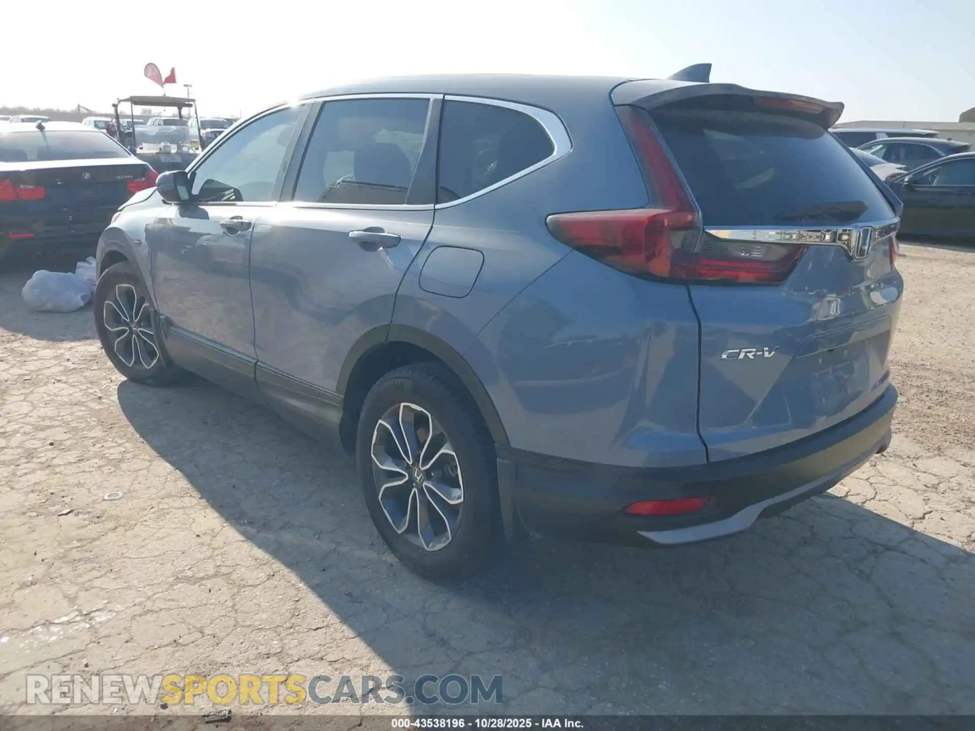3 fotografías del automóvil dañado 5J6RW1H8XMA005240 HONDA CR-V 2021