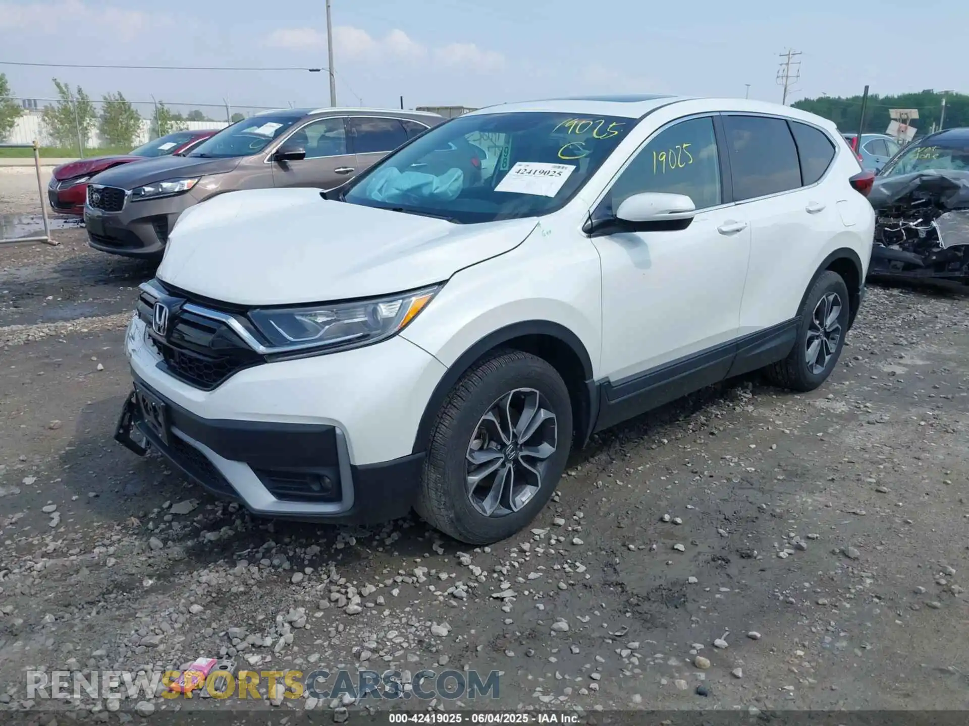 2 Photograph of a damaged car 5J6RW2H52ML014627 HONDA CR-V 2021