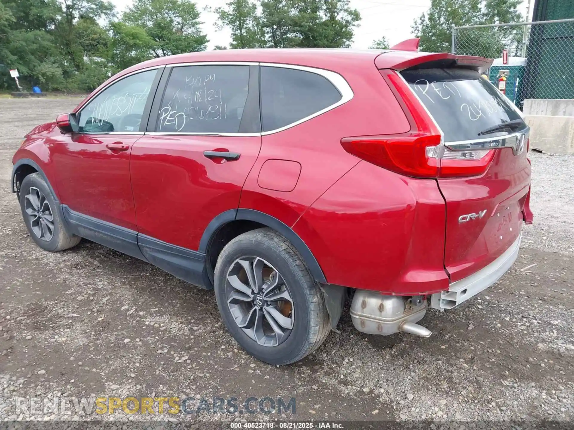 3 Photograph of a damaged car 5J6RW2H54MA011935 HONDA CR-V 2021