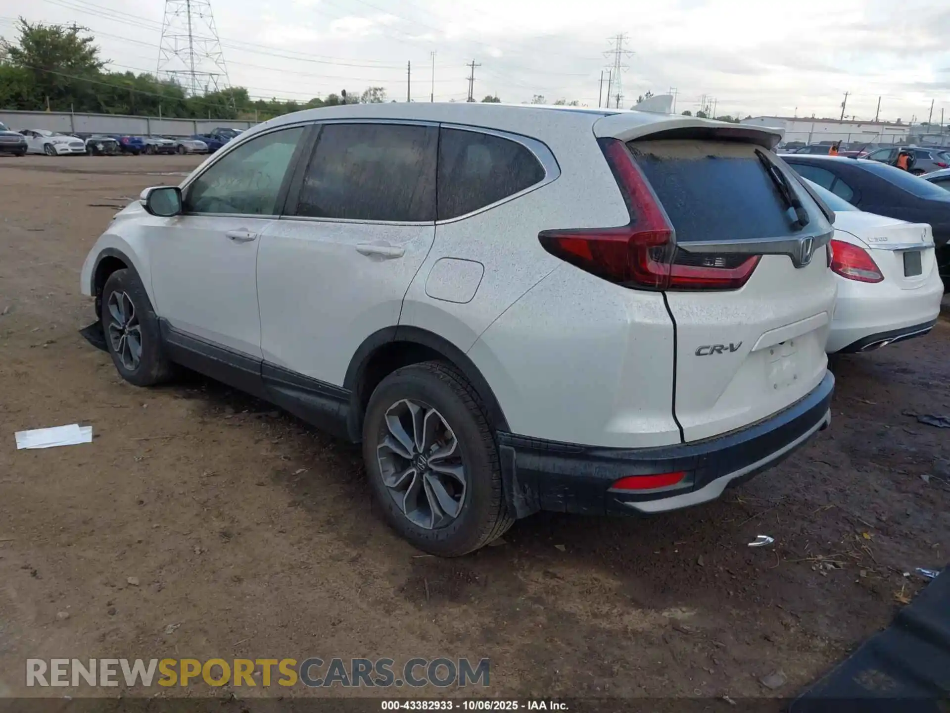 3 Photograph of a damaged car 5J6RW2H80ML012708 HONDA CR-V 2021