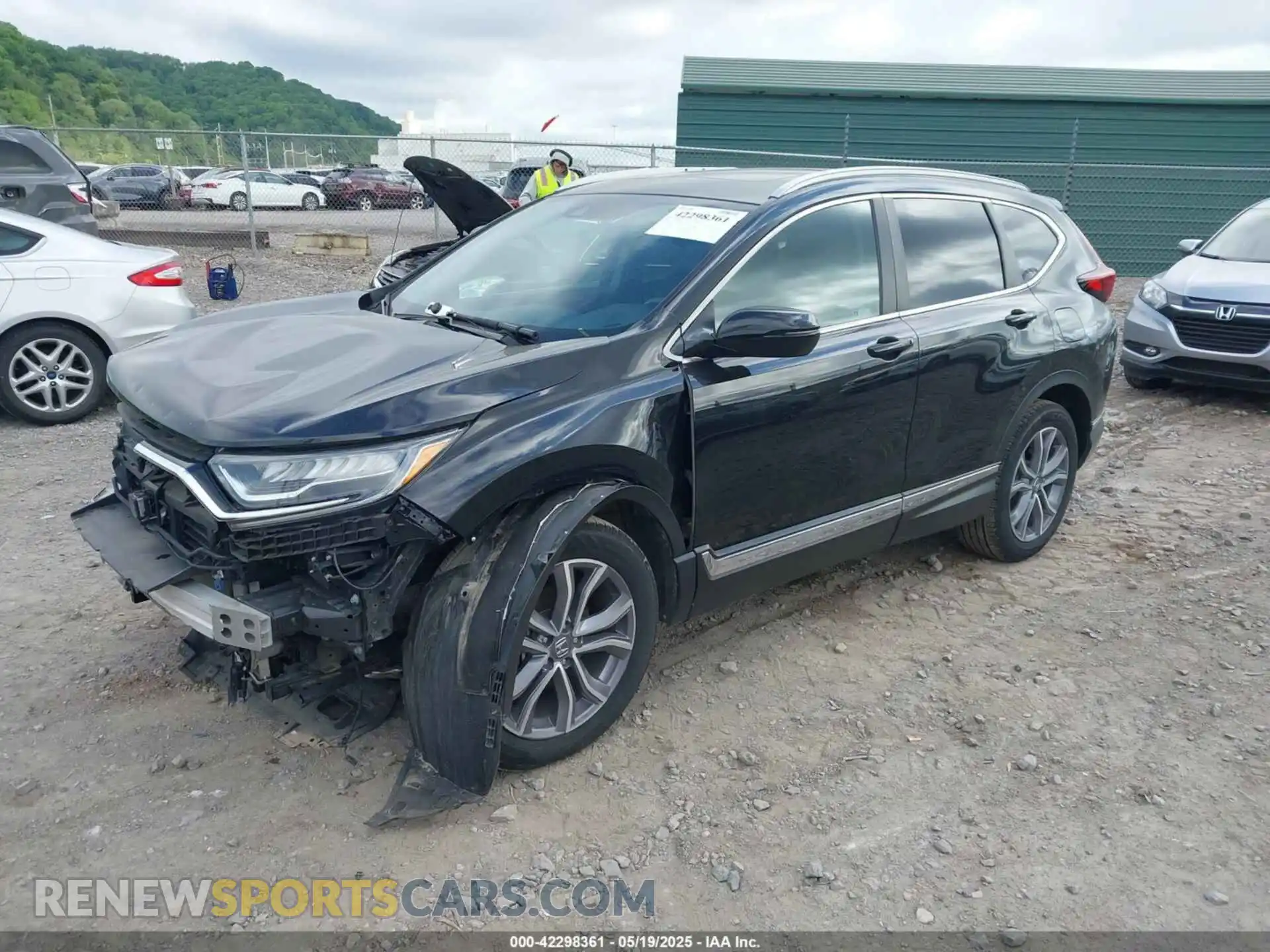 2 fotografías del automóvil dañado 5J6RW2H92ML003064 HONDA CR-V 2021