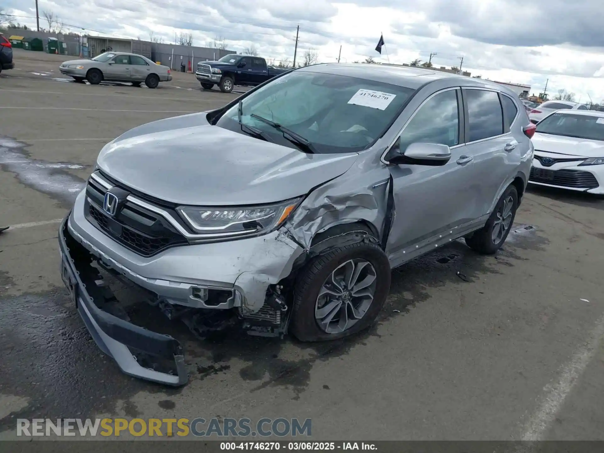 2 fotografías del automóvil dañado 7FART6H8XME010994 HONDA CR-V 2021