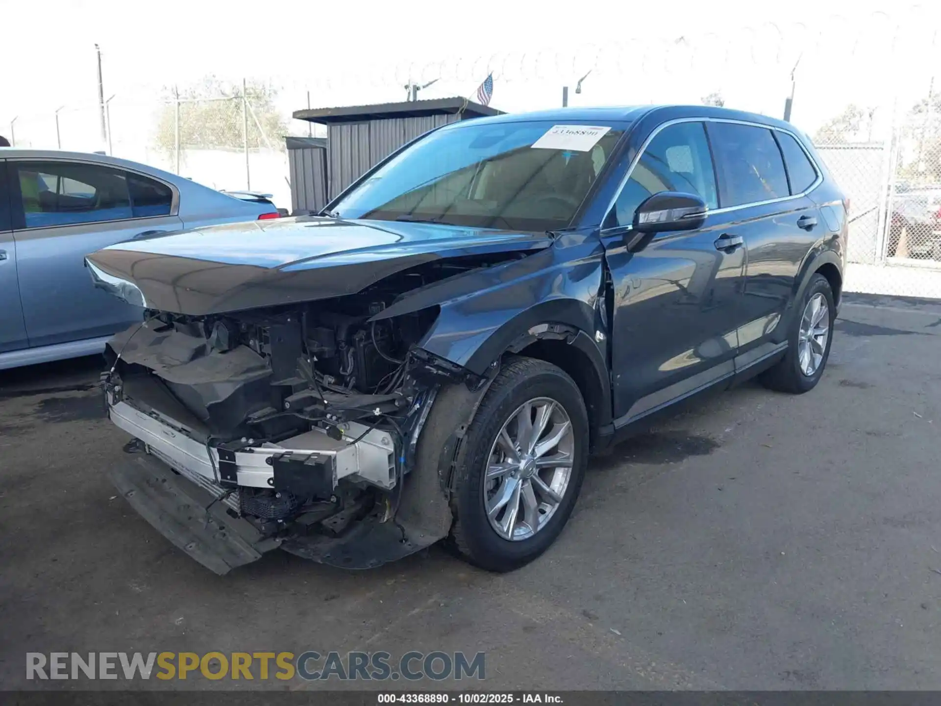 2 Photograph of a damaged car 7FARS3H42PE012032 HONDA CR-V 2023