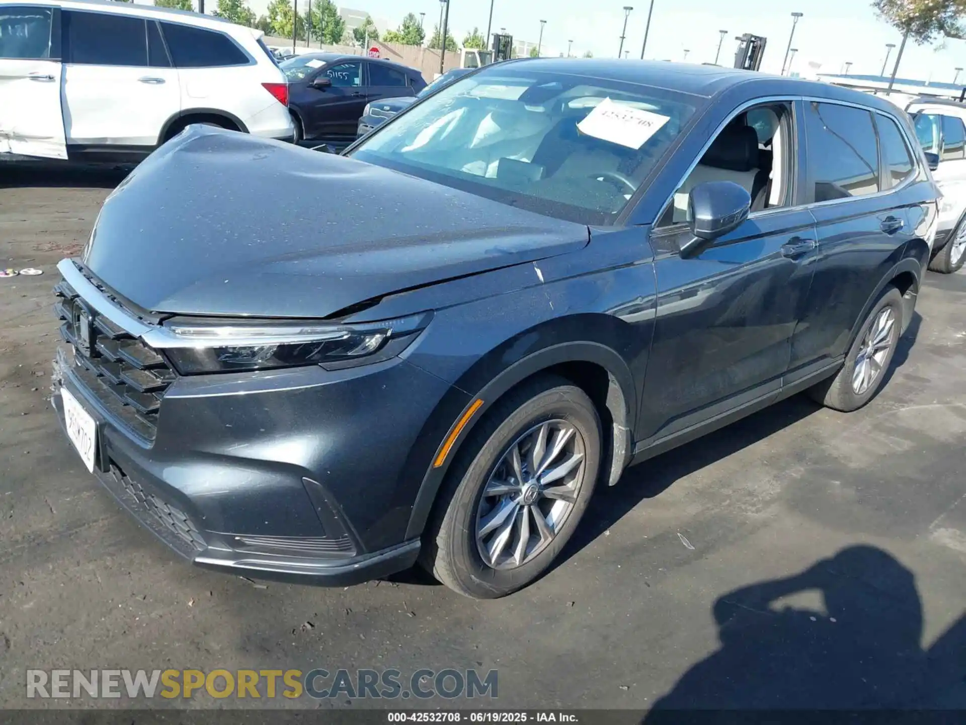 2 Photograph of a damaged car 7FARS4H4XPE005643 HONDA CR-V 2023