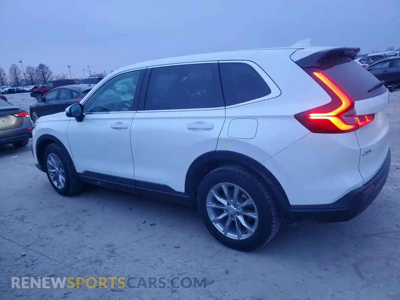 2 Photograph of a damaged car 7FARS4H78PE020118 HONDA CR-V 2023