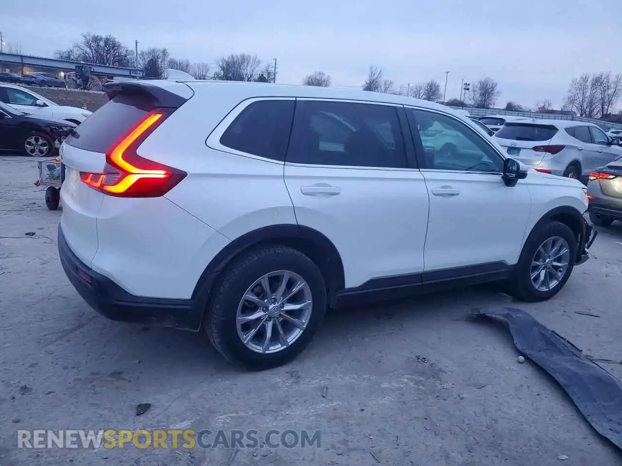 3 Photograph of a damaged car 7FARS4H78PE020118 HONDA CR-V 2023