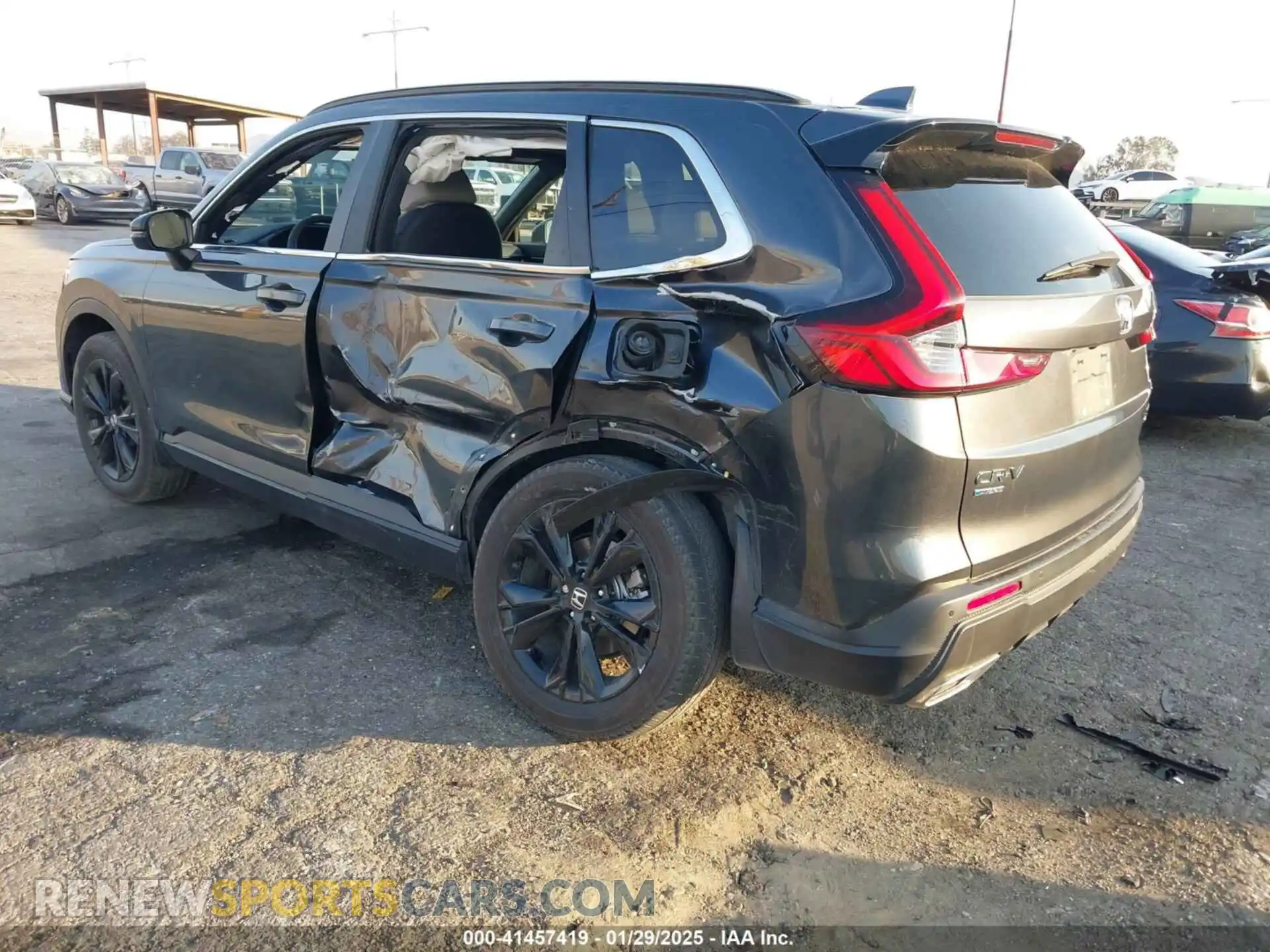 3 fotografías del automóvil dañado 7FARS6H98PE014316 HONDA CR-V 2023