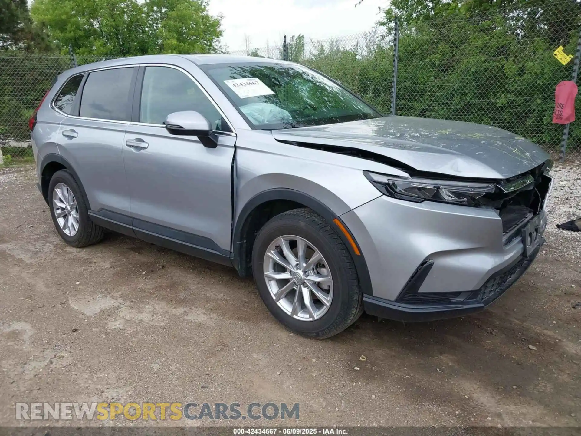 1 Photograph of a damaged car 7FARS4H44RE008069 HONDA CR-V 2024