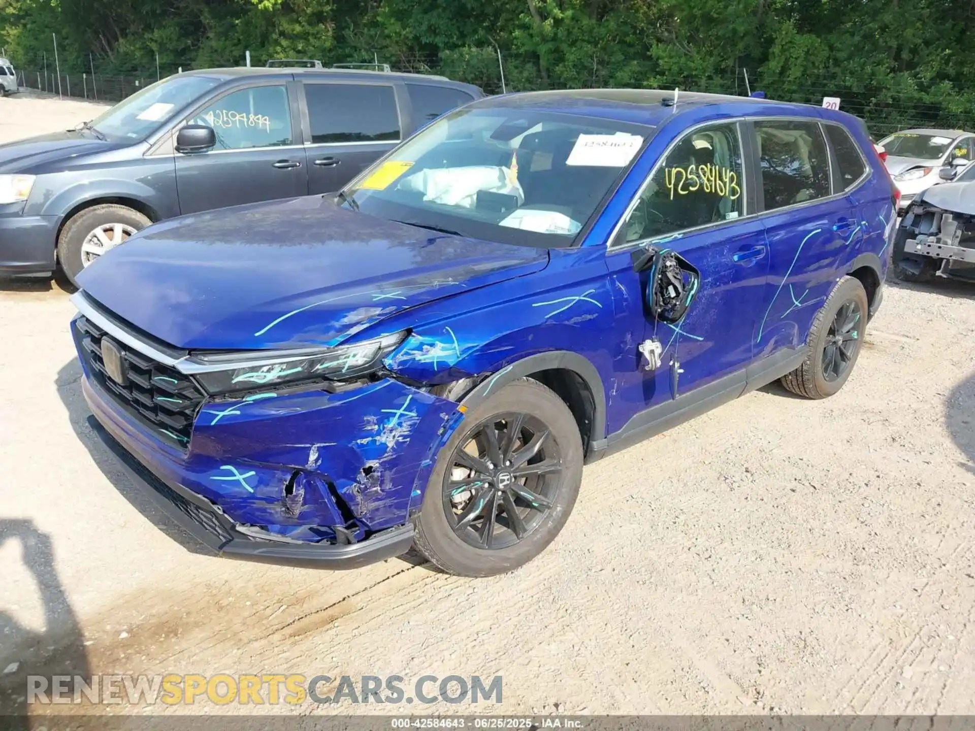 2 Фотография поврежденного автомобиля 7FARS4H79RE016887 HONDA CR-V 2024