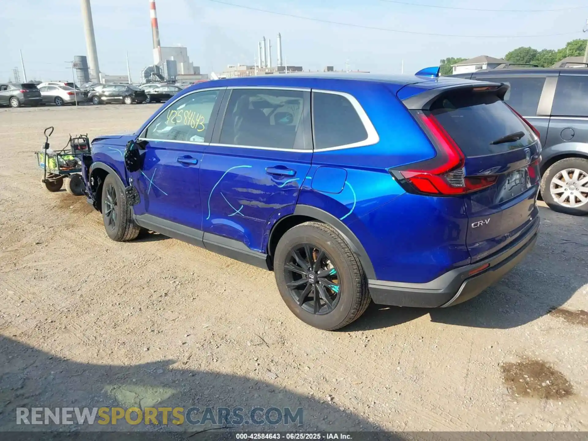3 Фотография поврежденного автомобиля 7FARS4H79RE016887 HONDA CR-V 2024