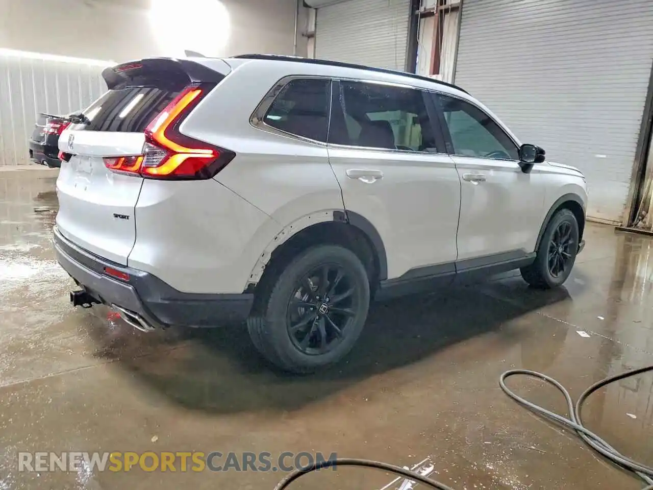 3 Photograph of a damaged car 7FARS6H80RE033436 HONDA CR-V 2024