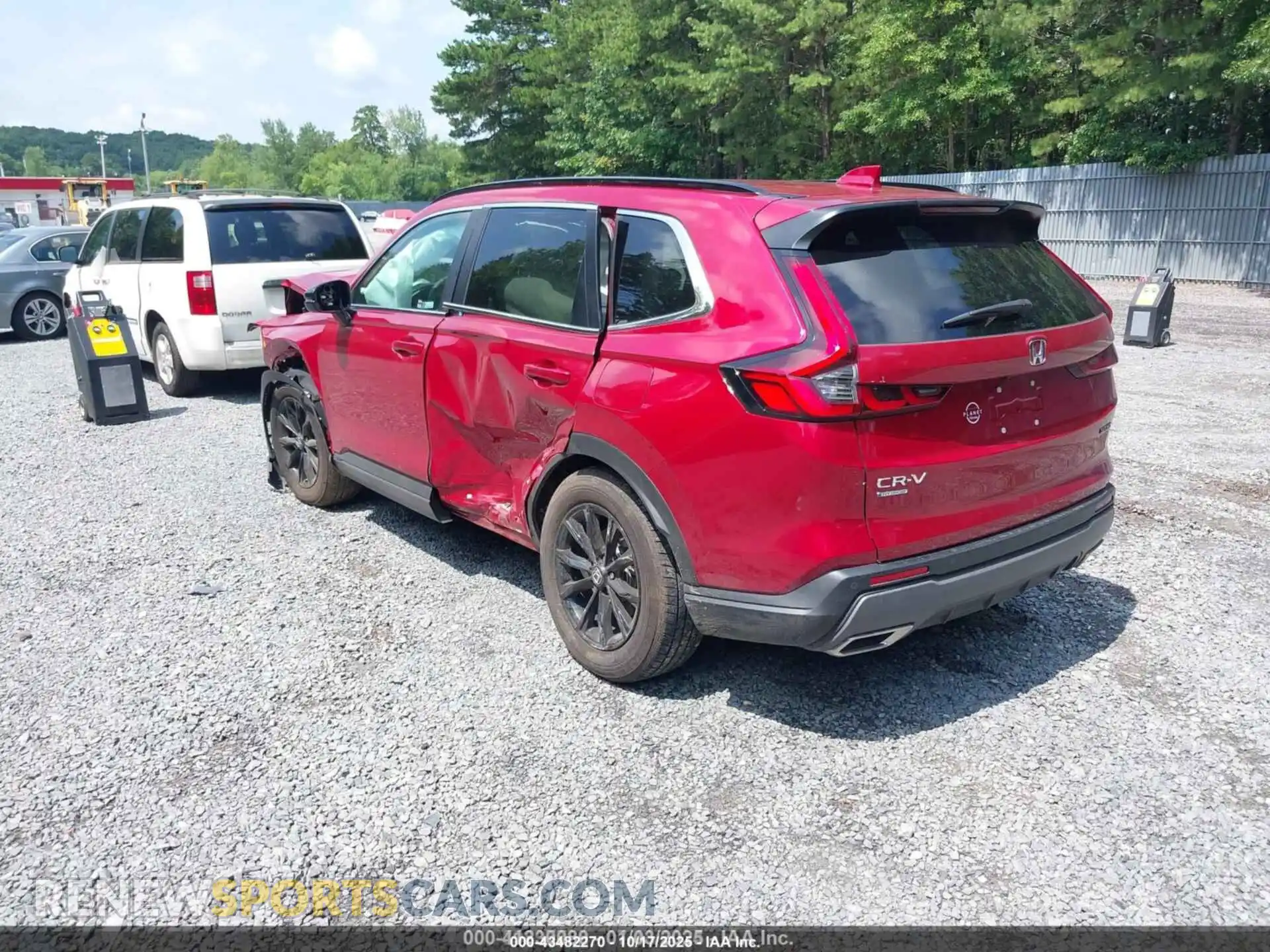 3 Photograph of a damaged car 7FARS6H88RE075868 HONDA CR-V 2024
