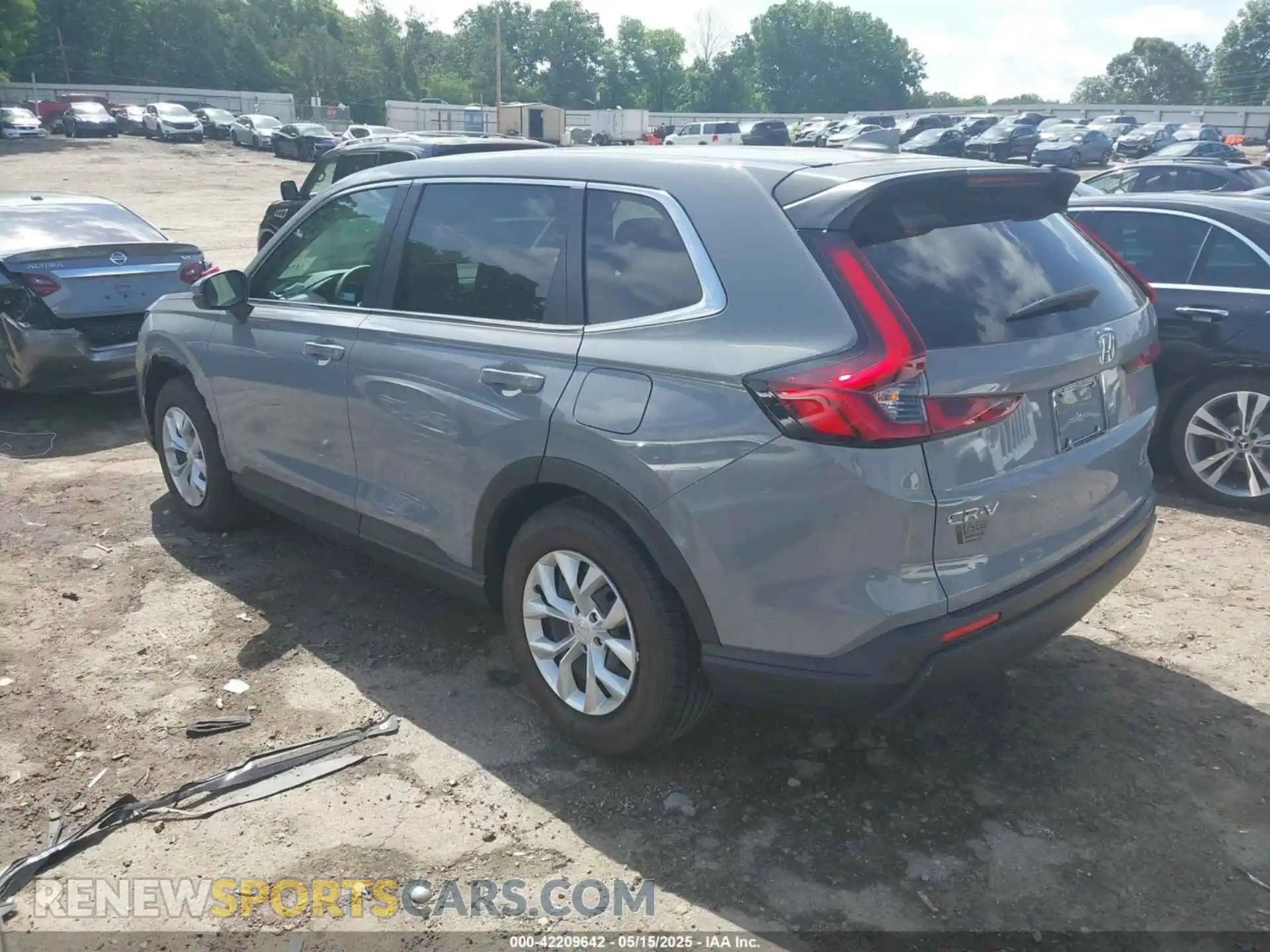 3 fotografías del automóvil dañado 5J6RS3H25SL004615 HONDA CR-V 2025